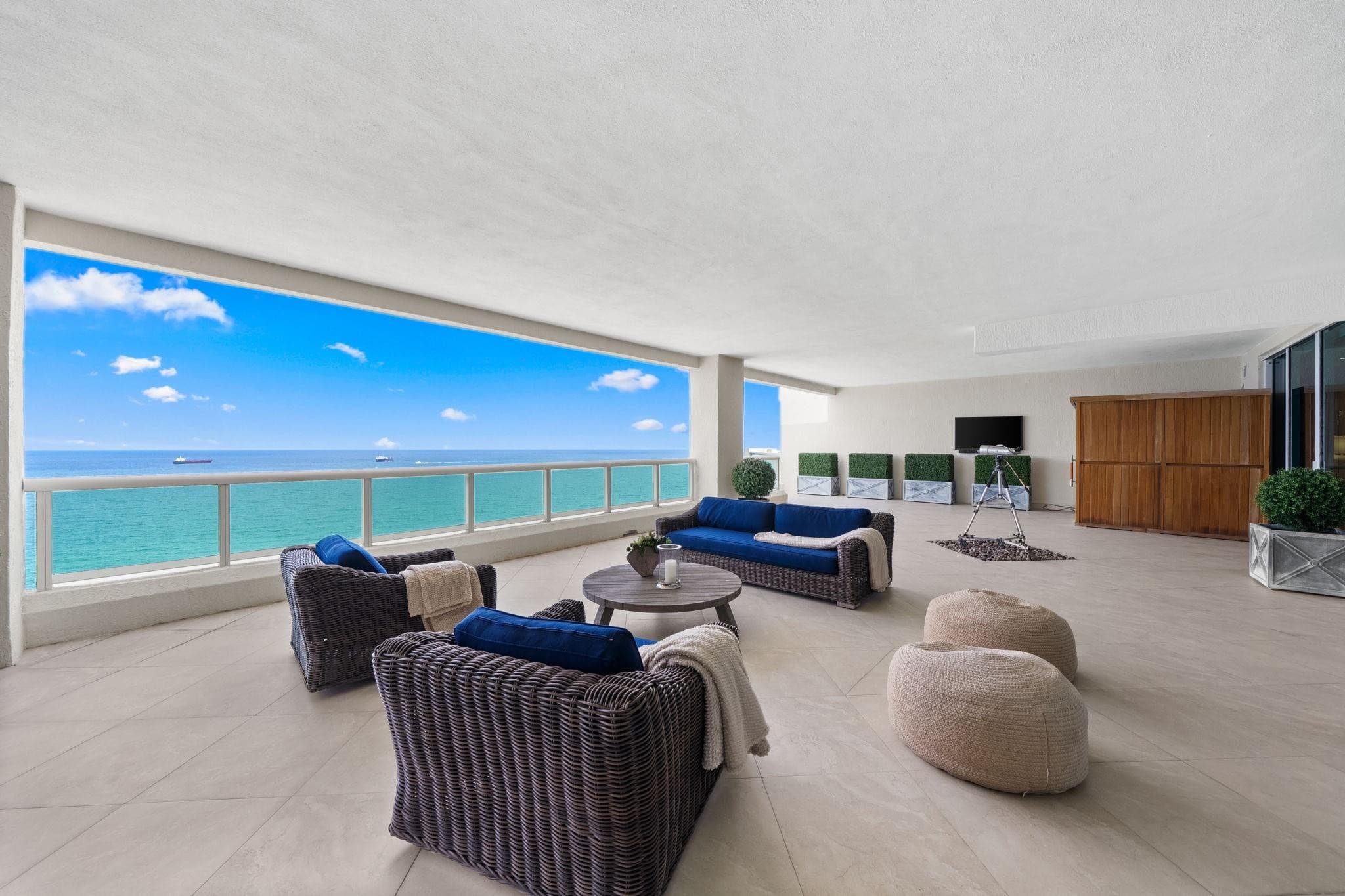 101 S Fort Lauderdale Beach Boulevard PH 2703, Fort Lauderdale, FL 33316 — photo 28 of 55