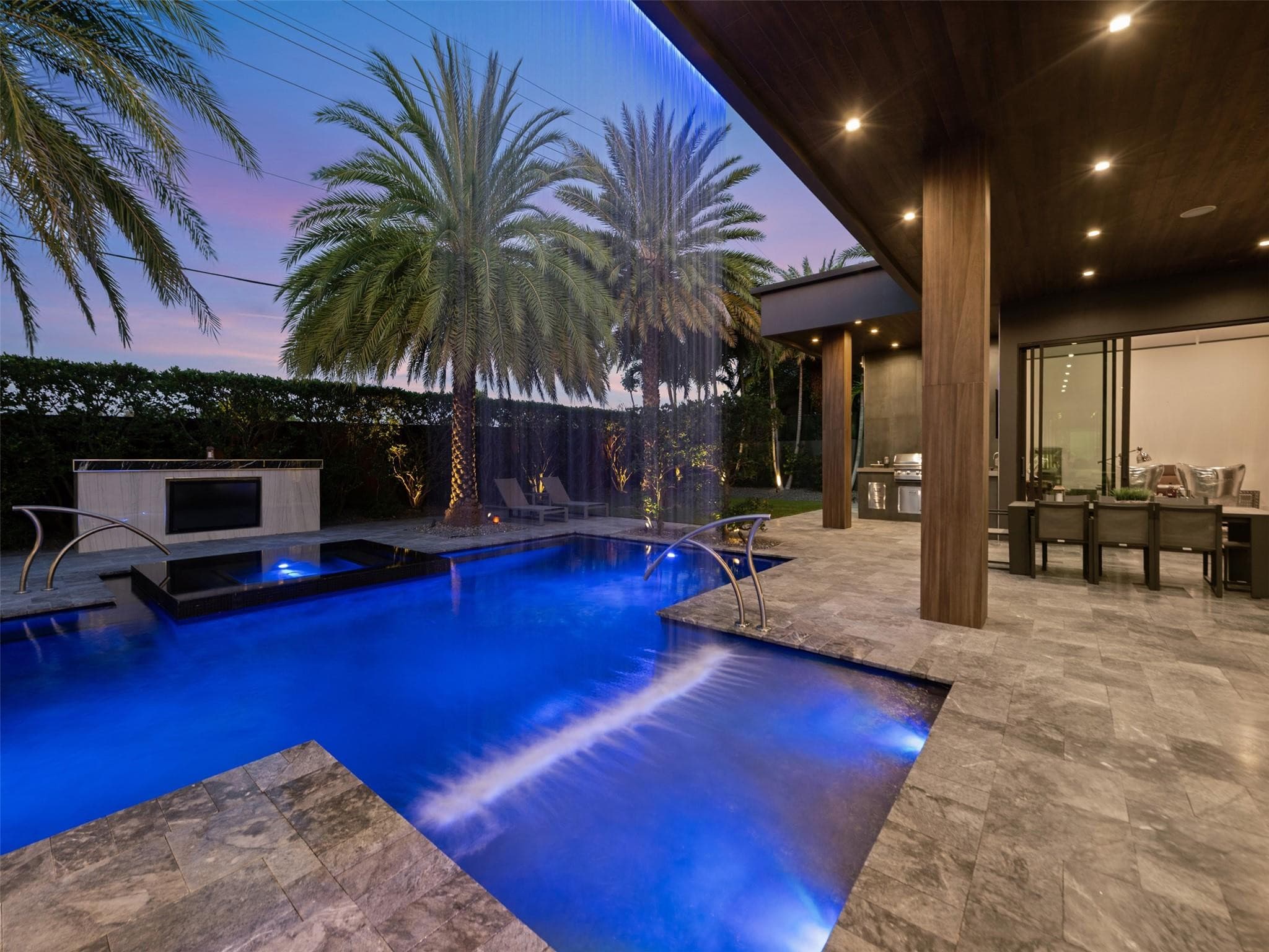 2213 NE 37th Drive, Fort Lauderdale, FL 33308 — photo 5 of 61