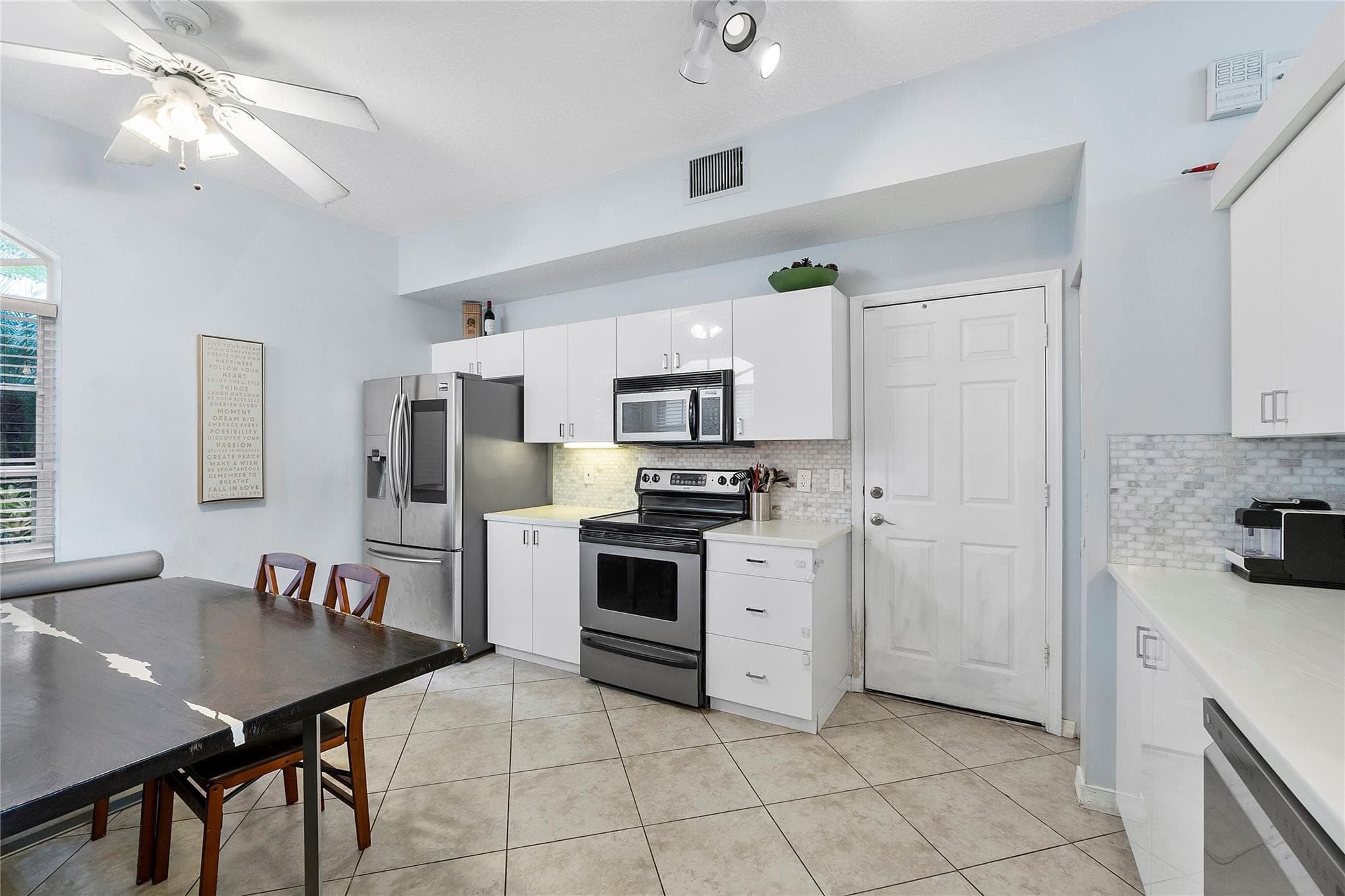 4020 Dorado Drive, Riviera Beach, FL 33418 — photo 17 of 34
