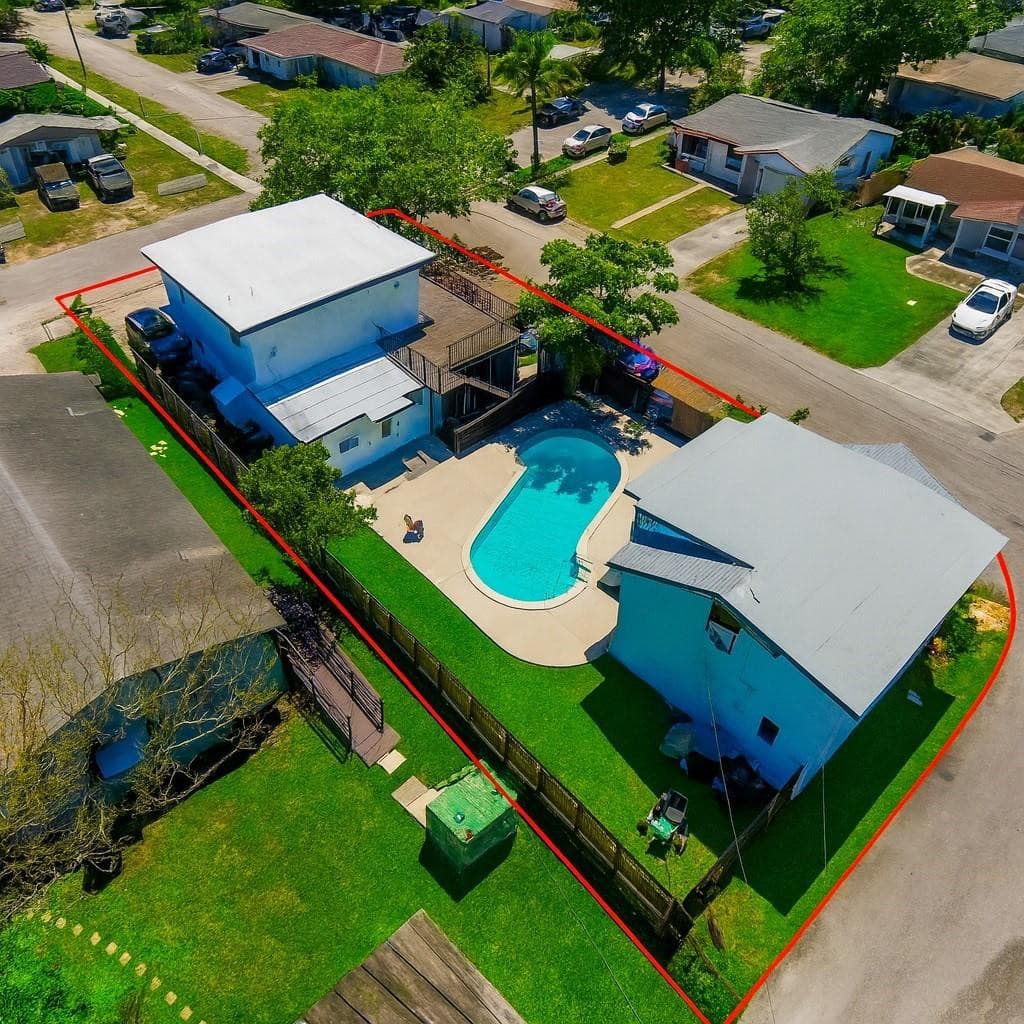 2447 Roosevelt Street, Hollywood, FL 33020 — photo 13 of 23