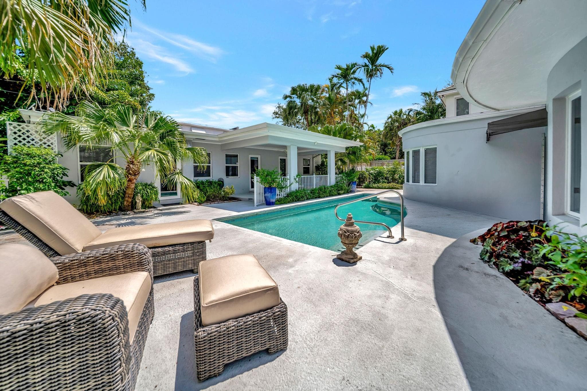 1109 SE 11th Court, Fort Lauderdale, FL 33316 — photo 1 of 56