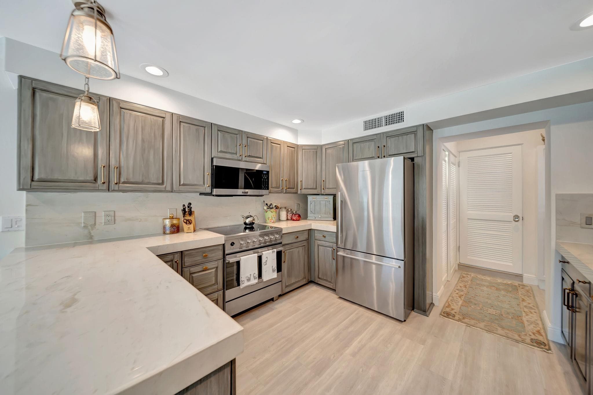 1109 SE 11th Court, Fort Lauderdale, FL 33316 — photo 15 of 56