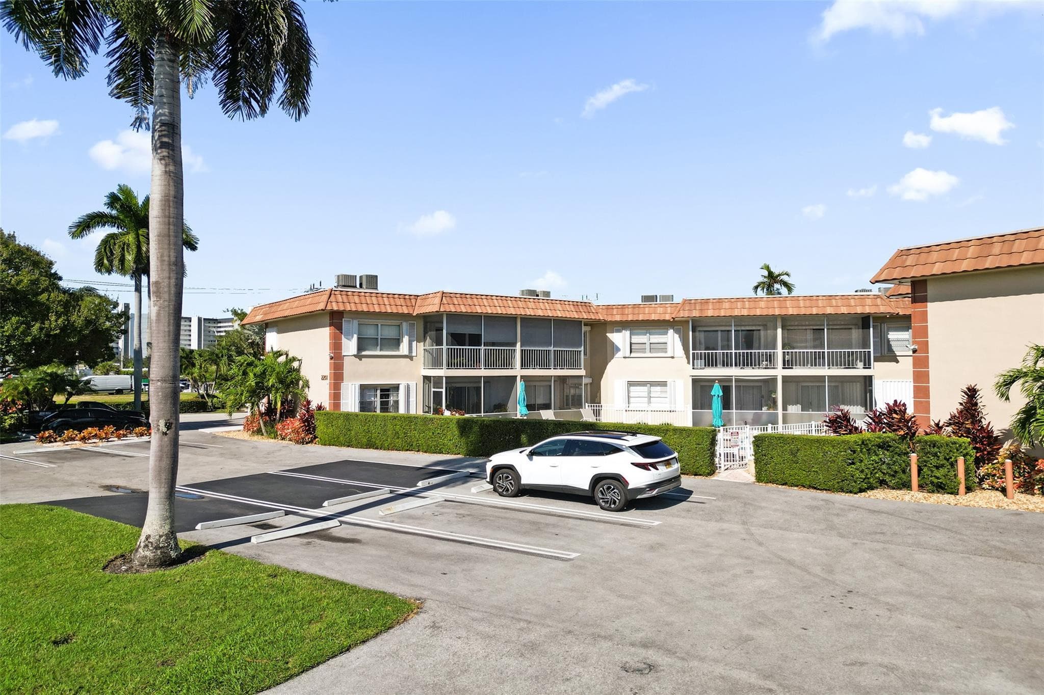 2201 SE 9th Street 106, Pompano Beach, FL 33062 — photo 3 of 66