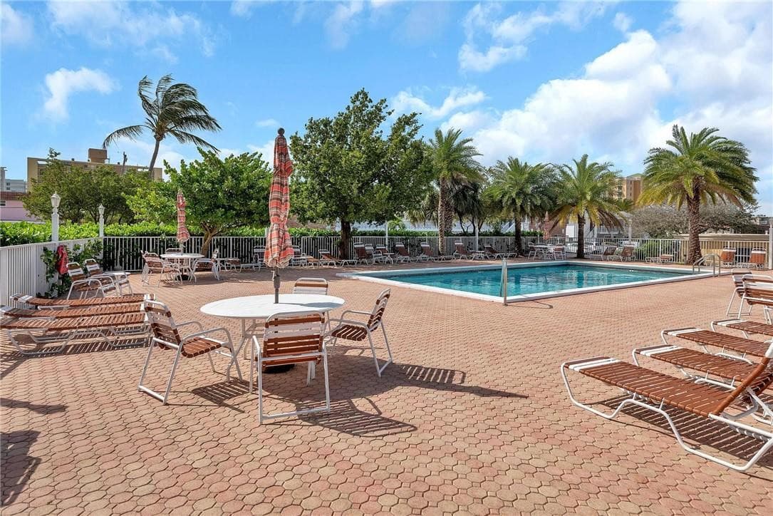1009 N Ocean Boulevard 303, Pompano Beach, FL 33062 — photo 30 of 41