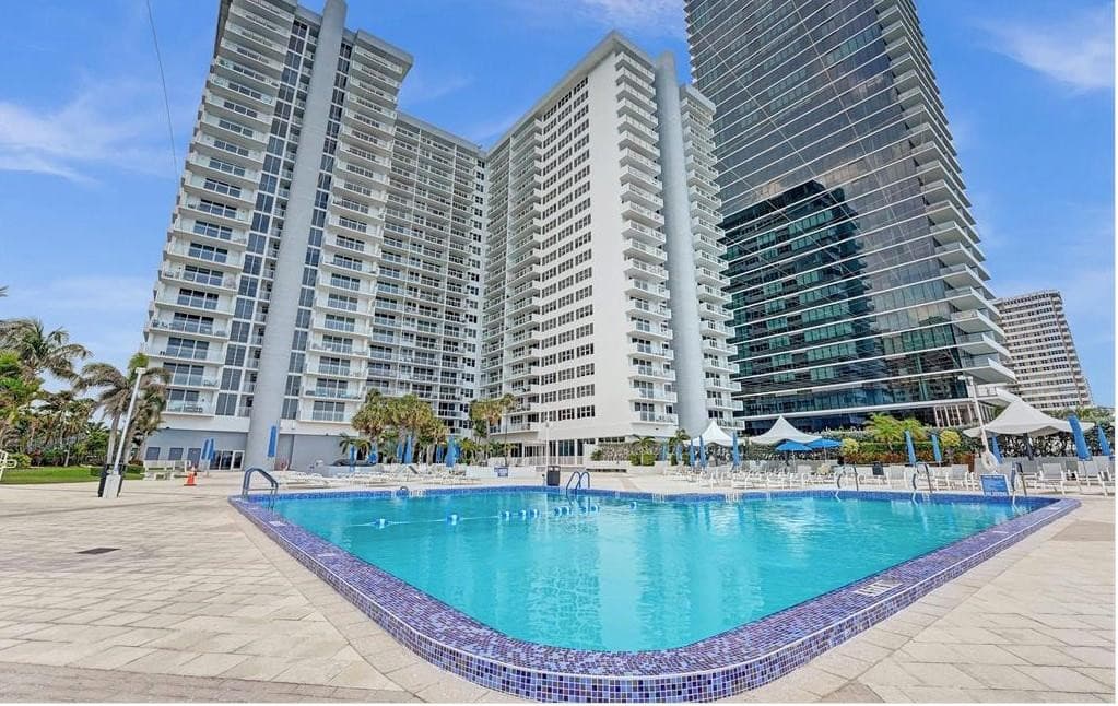 2030 S Ocean Drive 1407, Hallandale Beach, FL 33009 — photo 35 of 43
