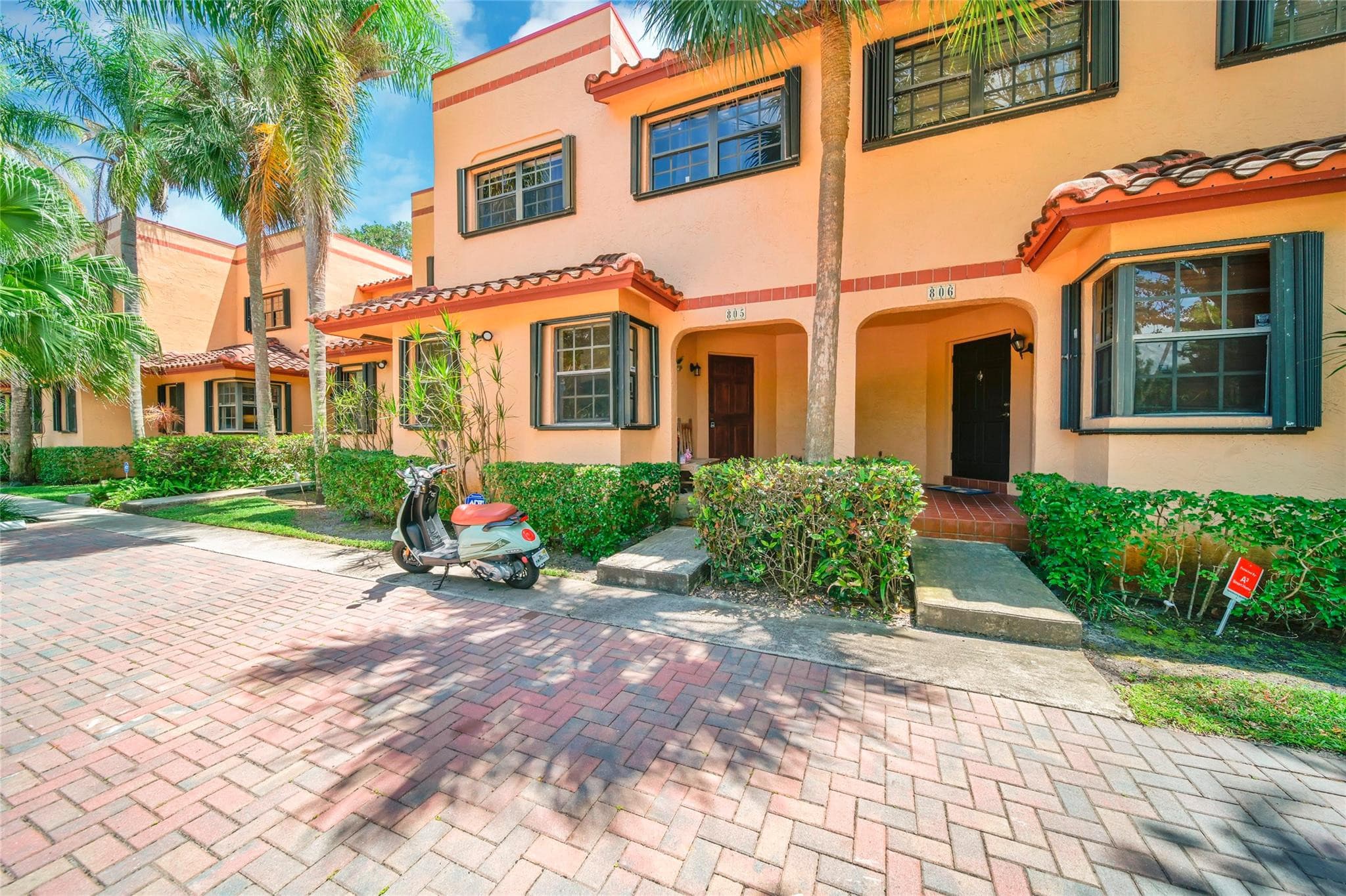 200 NE 17th Court 805, Fort Lauderdale, FL 33305 — photo 3 of 26