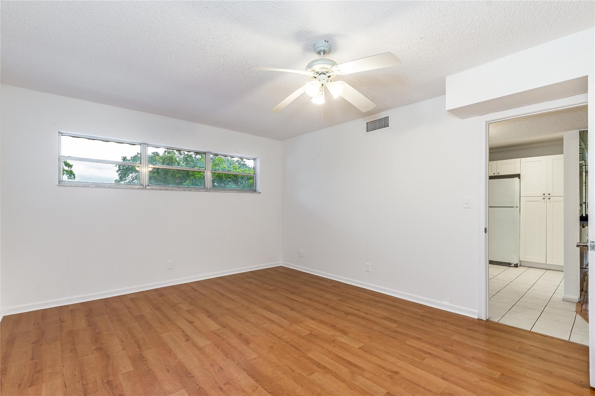 8940 S Hollybrook Boulevard 307, Pembroke Pines, FL 33025 — photo 7 of 85