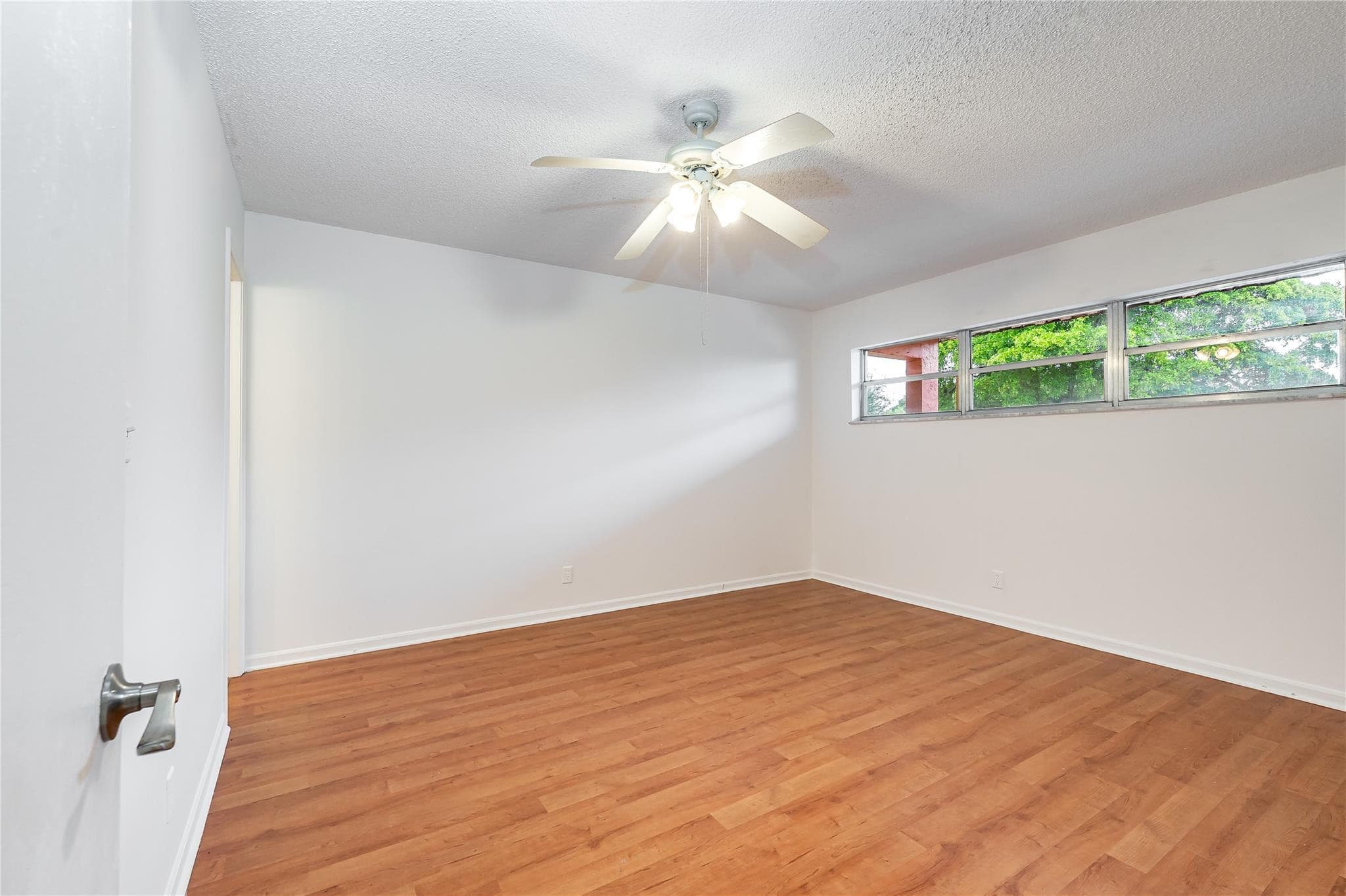 8940 S Hollybrook Boulevard 307, Pembroke Pines, FL 33025 — photo 11 of 85