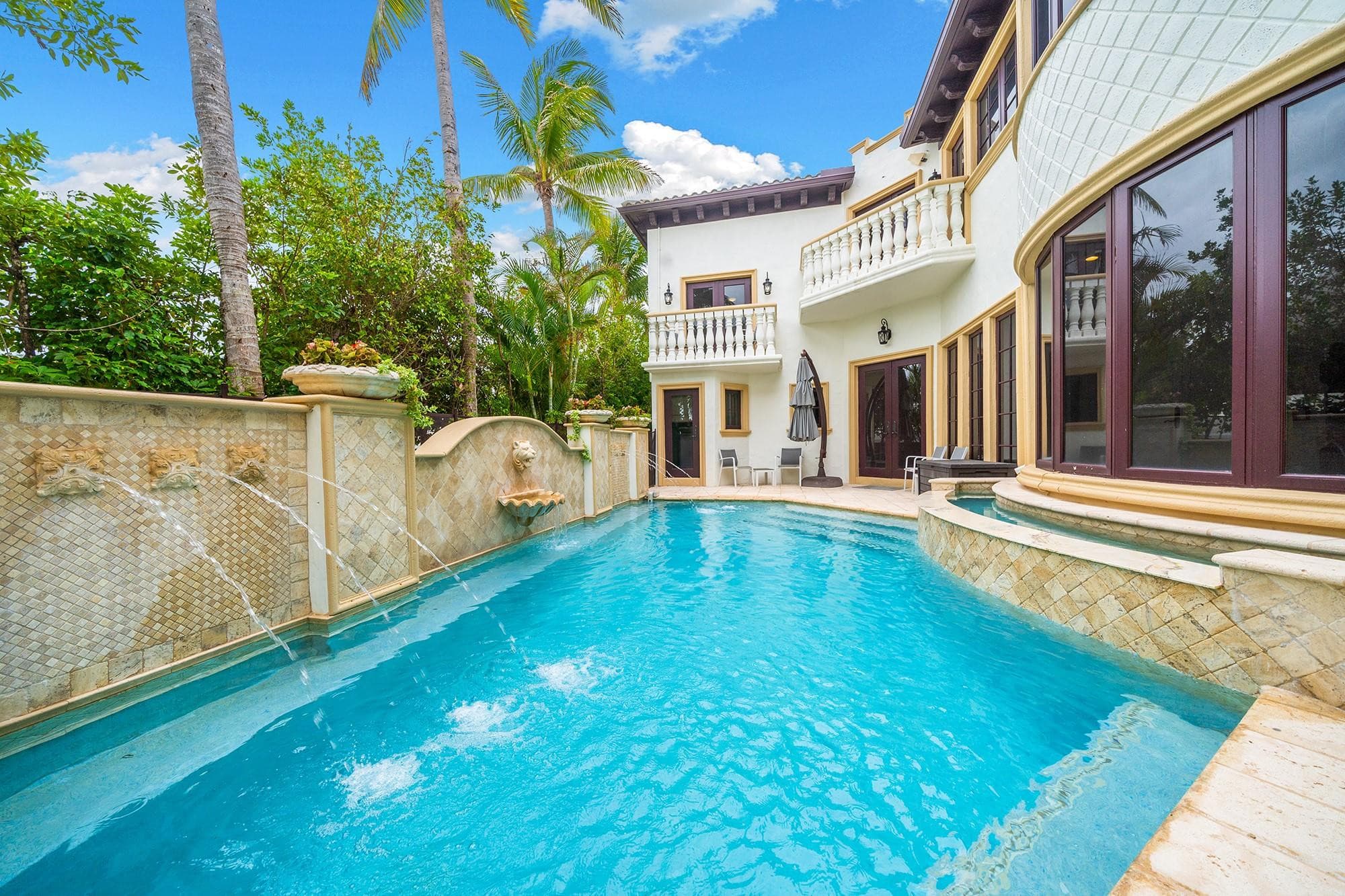 2760 N Atlantic Boulevard, Fort Lauderdale, FL 33308 — photo 5 of 55