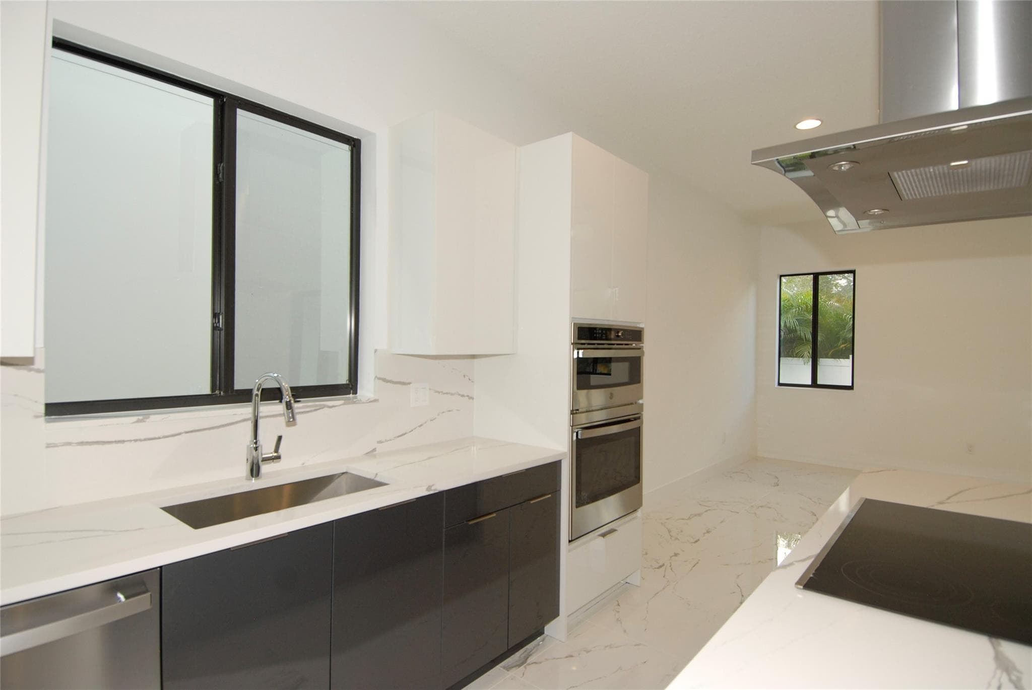 1435 SW 23rd Street, Fort Lauderdale, FL 33312 — photo 5 of 31