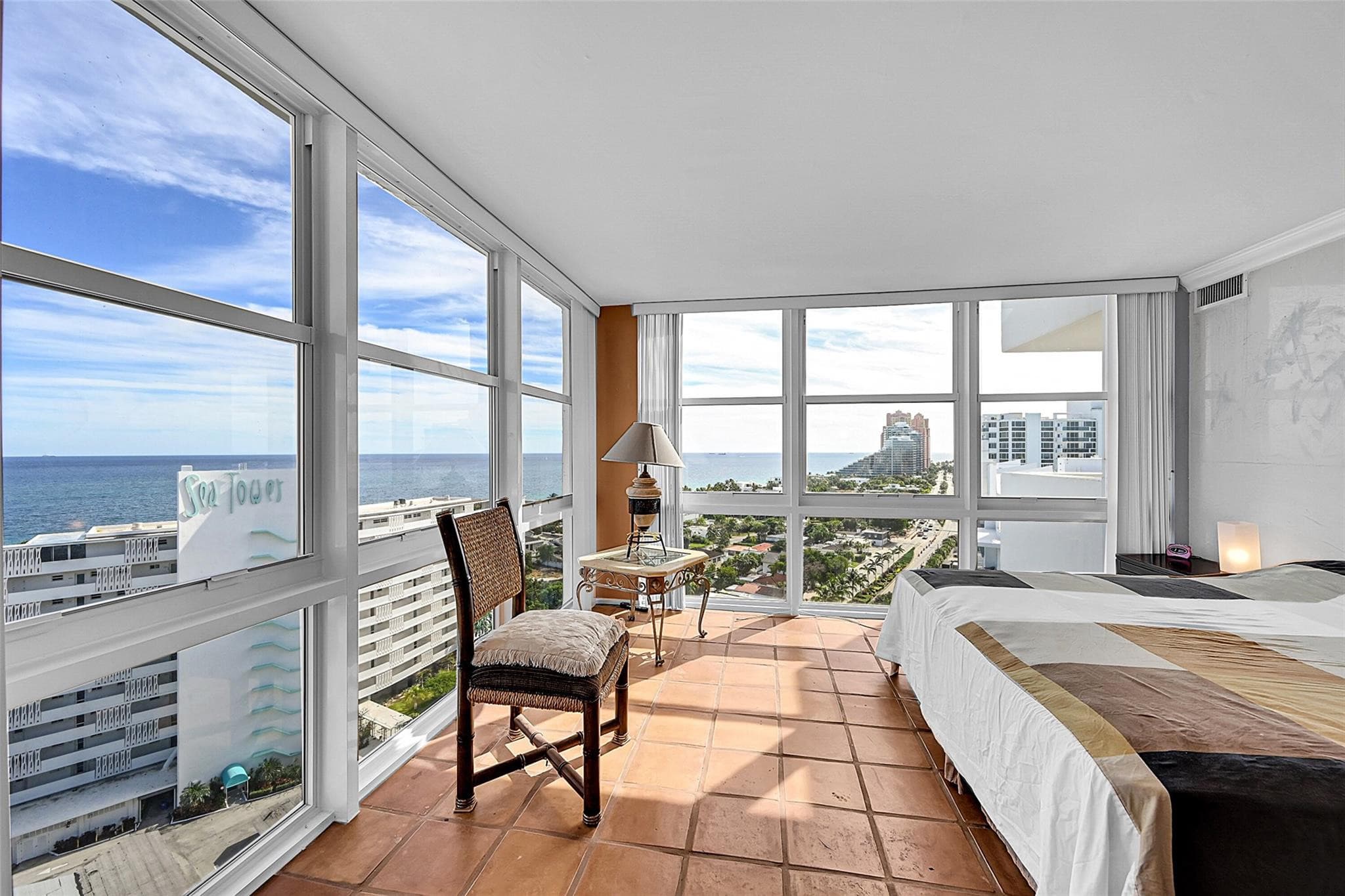 2841 N Ocean Boulevard 1801, Fort Lauderdale, FL 33308 — photo 13 of 52