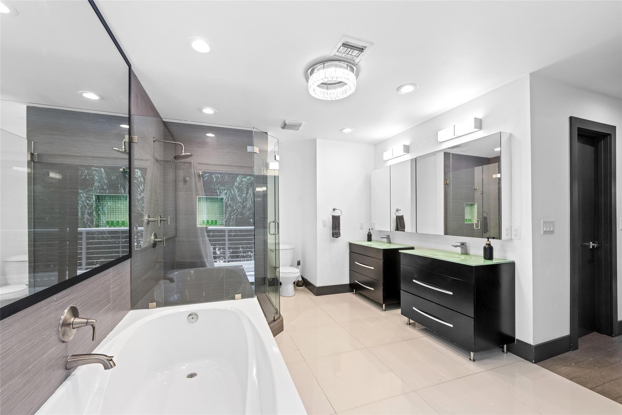 2301 N Atlantic Boulevard, Fort Lauderdale, FL 33305 — photo 27 of 34