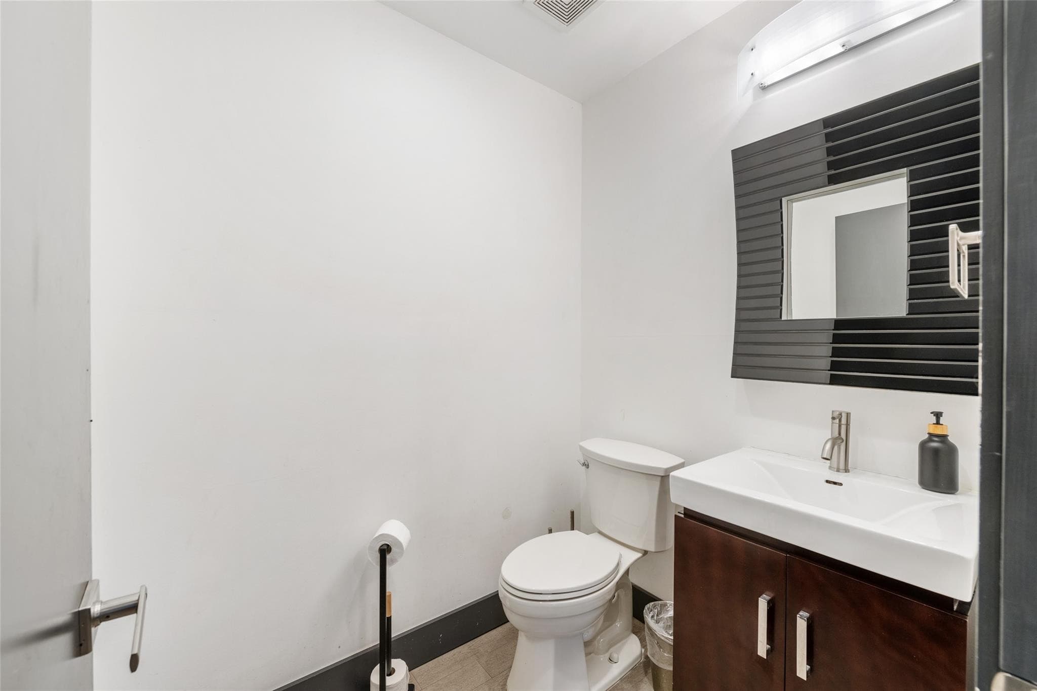 2301 N Atlantic Boulevard, Fort Lauderdale, FL 33305 — photo 32 of 34