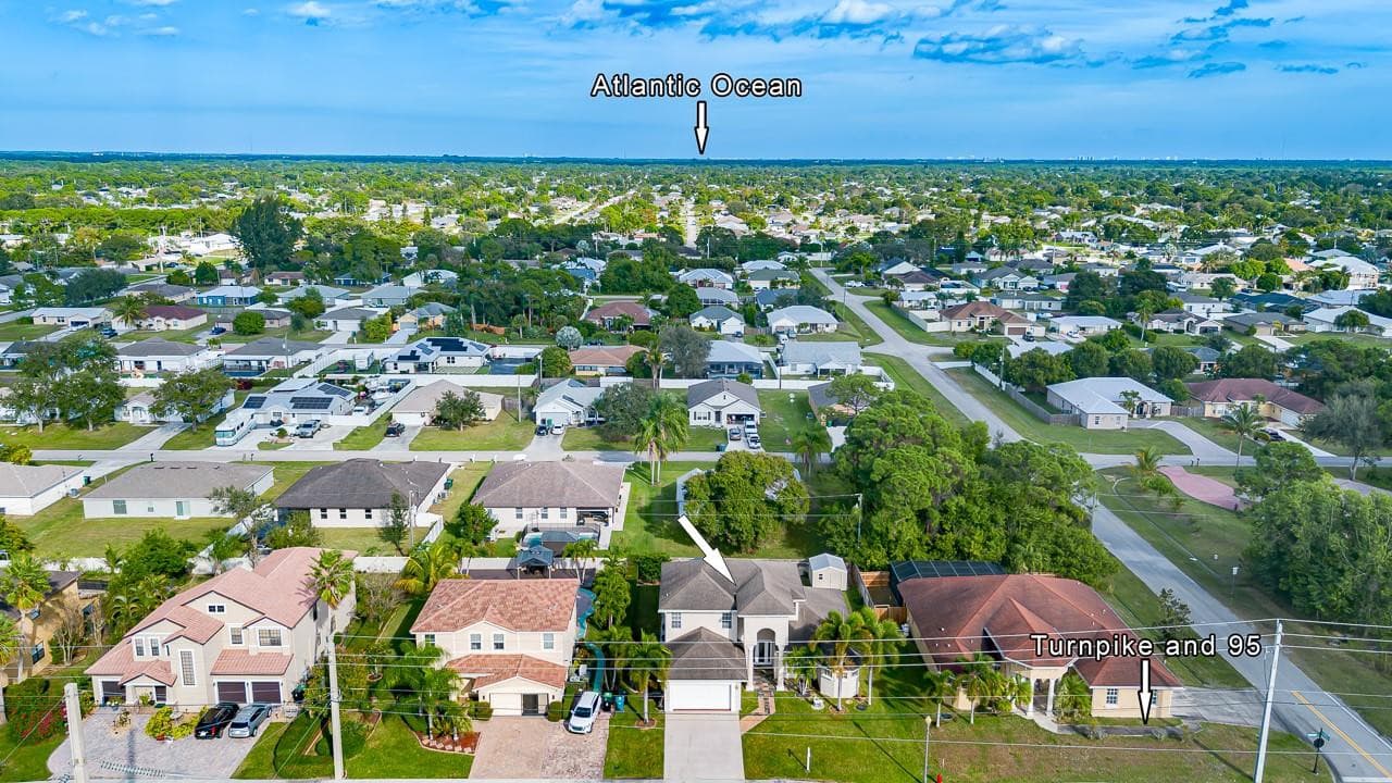 2081 SW Bayshore Boulevard, Port St. Lucie, FL 34984 — photo 6 of 62
