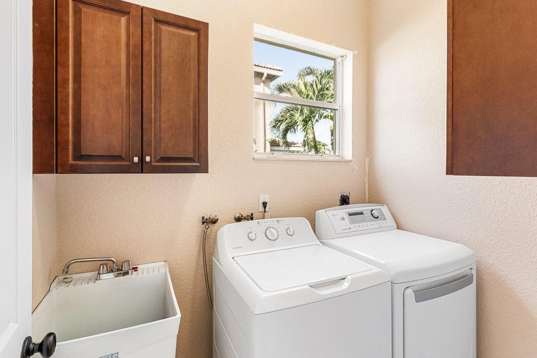 2081 SW Bayshore Boulevard, Port St. Lucie, FL 34984 — photo 39 of 62