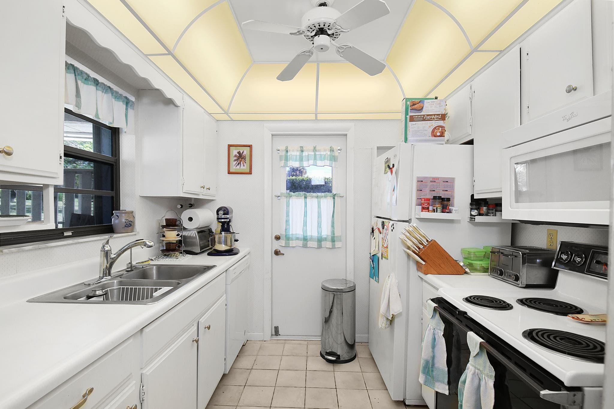 5277 SE Sea Island Way, Stuart, FL 34997 — photo 10 of 53