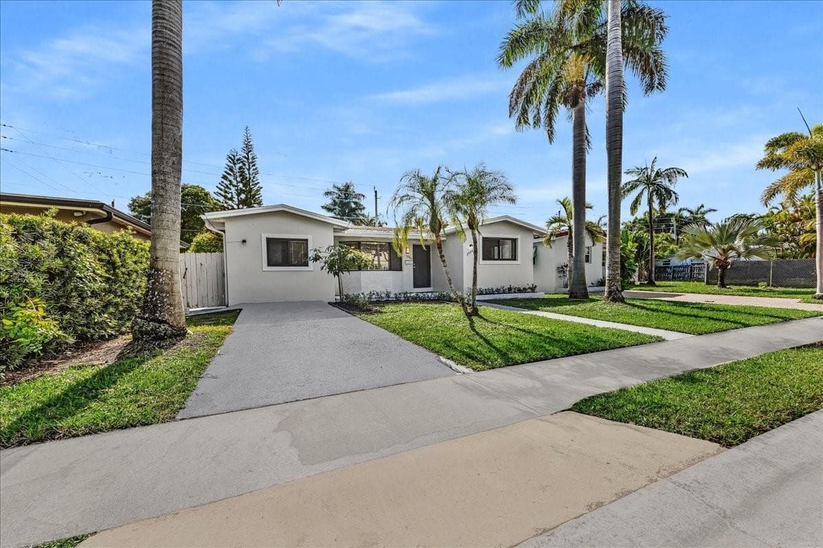 1004 Johnson Street, Hollywood, FL 33019 — photo 3 of 48