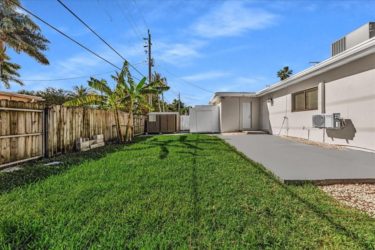 1004 Johnson Street, Hollywood, FL 33019 — photo 41 of 48