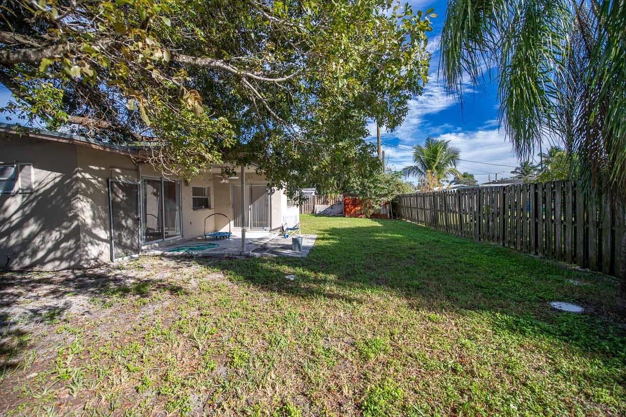9370 NW 25th Court, Sunrise, FL 33322 — photo 34 of 53