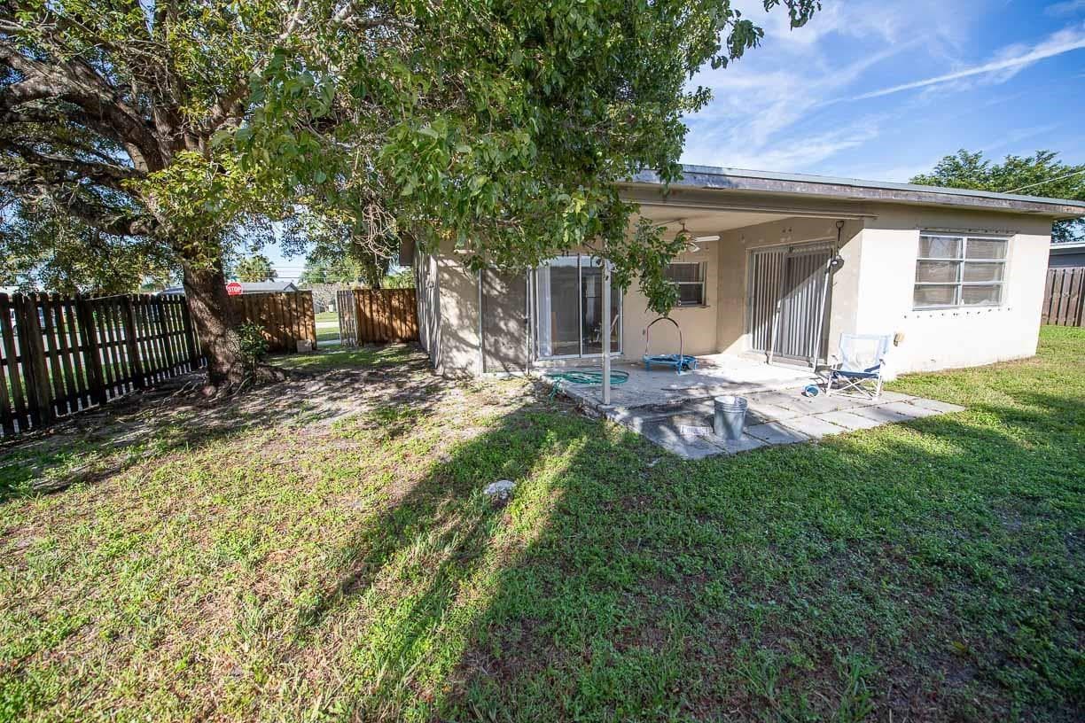 9370 NW 25th Court, Sunrise, FL 33322 — photo 35 of 53