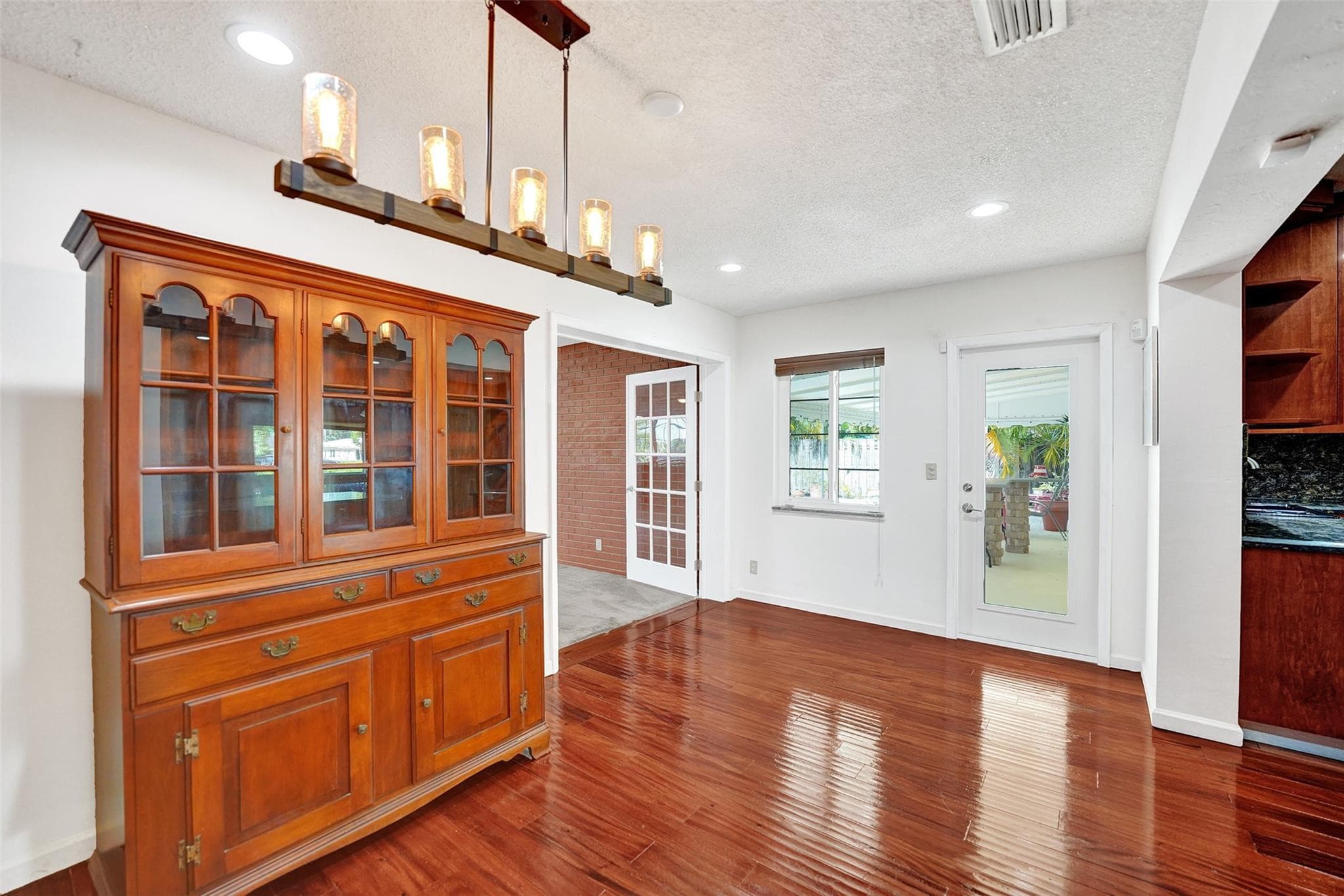 4731 NE 13 Avenue, Oakland Park, FL 33334 — photo 16 of 32