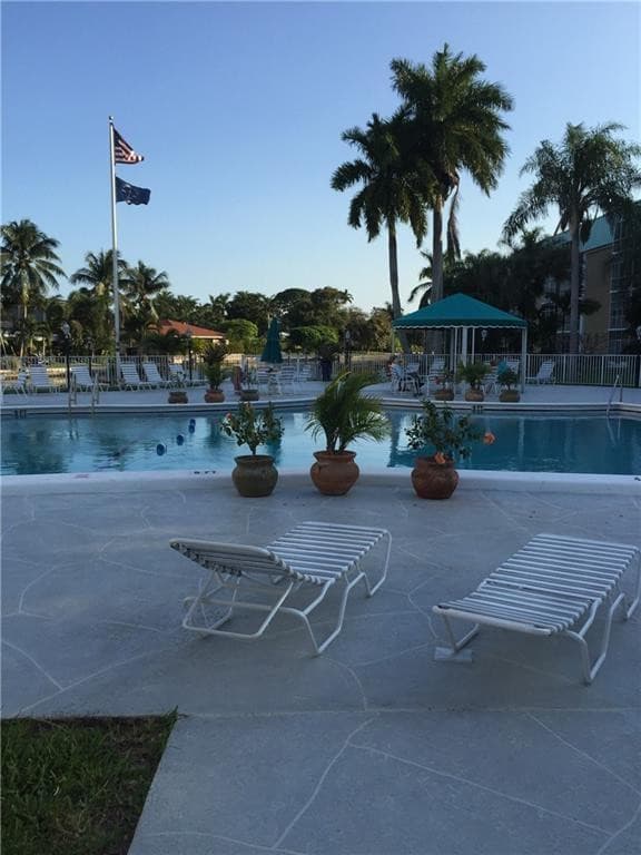 3040 NE 16th Avenue 303 A, Oakland Park, FL 33334 — photo 22 of 24