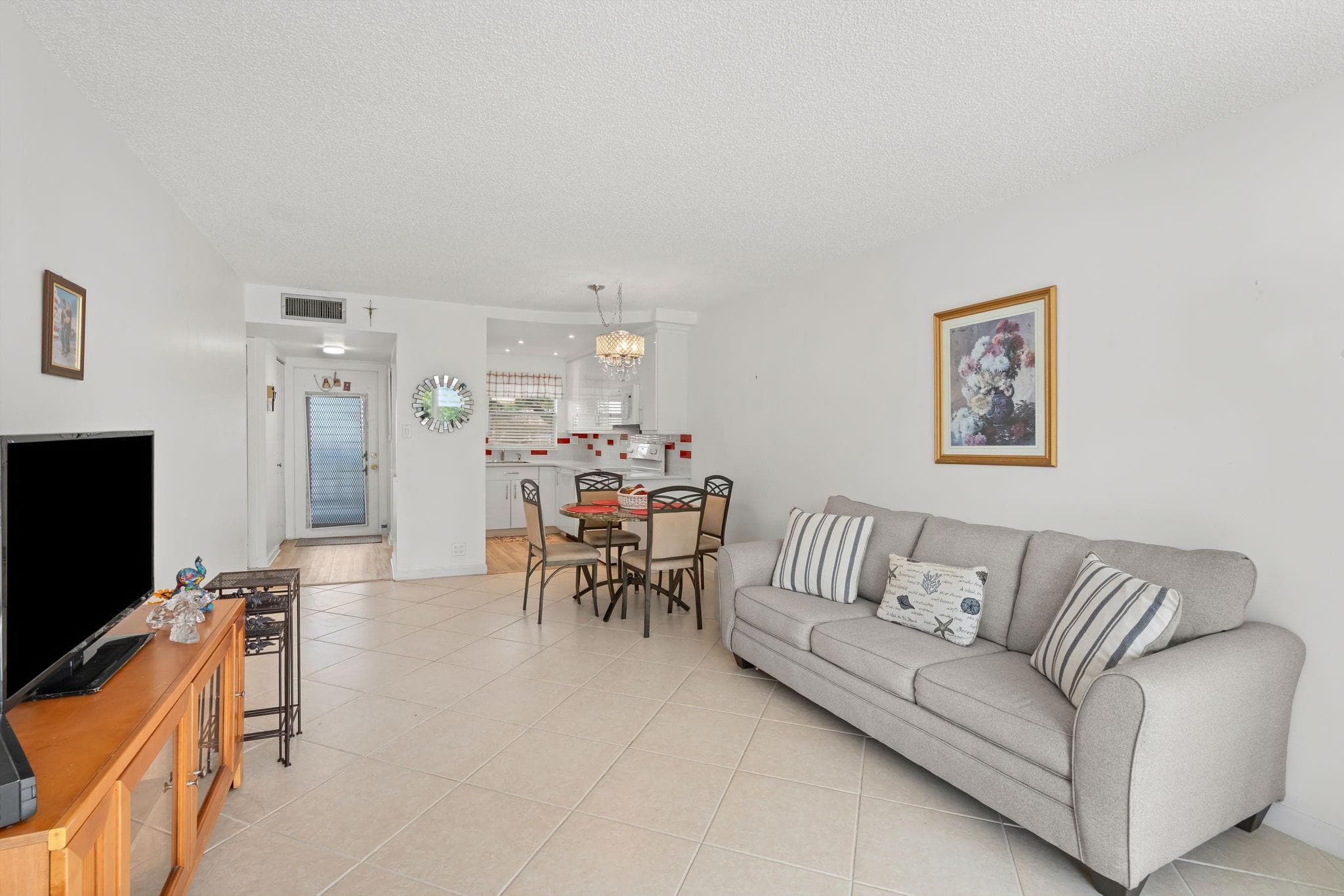 9660 Sunrise Lakes Boulevard 208, Sunrise, FL 33322 — photo 8 of 21