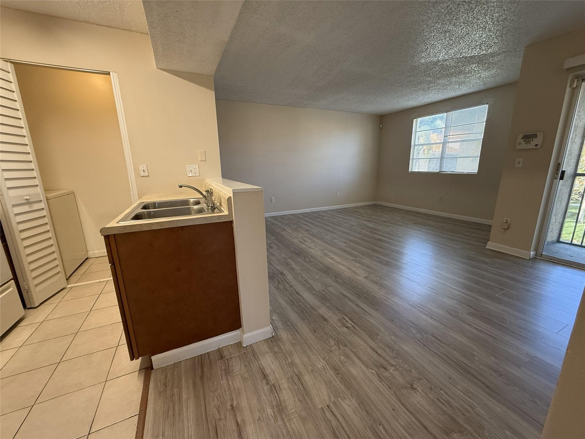 1253 SW 46th Avenue 1616, Pompano Beach, FL 33069 — photo 4 of 12