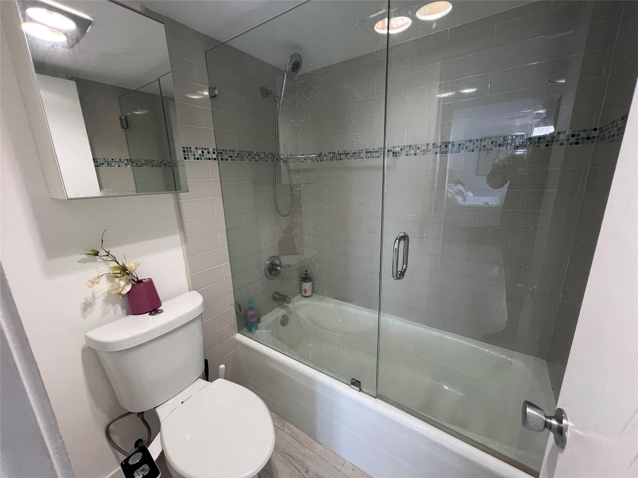 3731 N Country Club Drive 529, Aventura, FL 33180 — photo 18 of 46