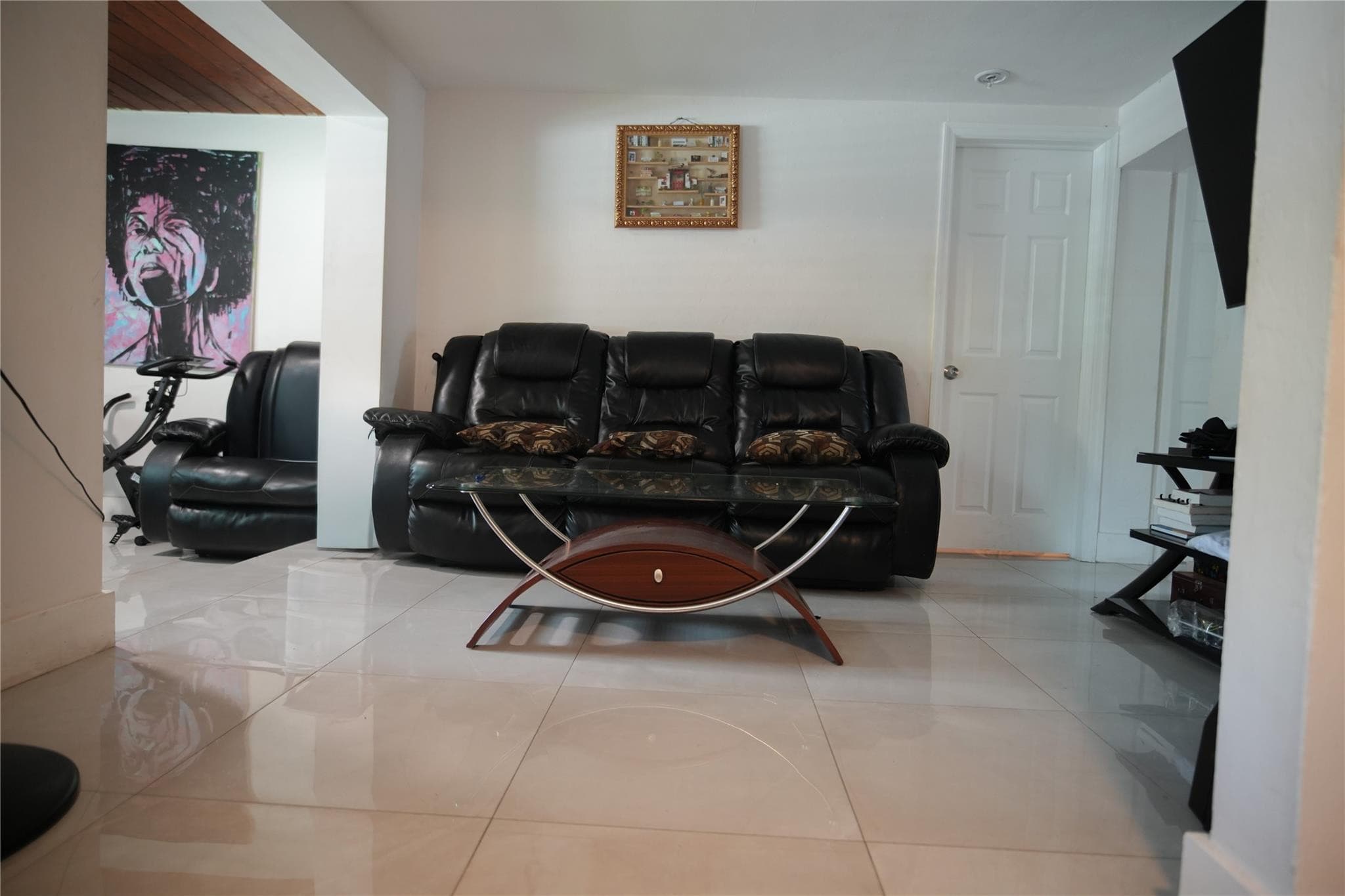 2340 NW 99th Terrace, Miami, FL 33147 — photo 6 of 20