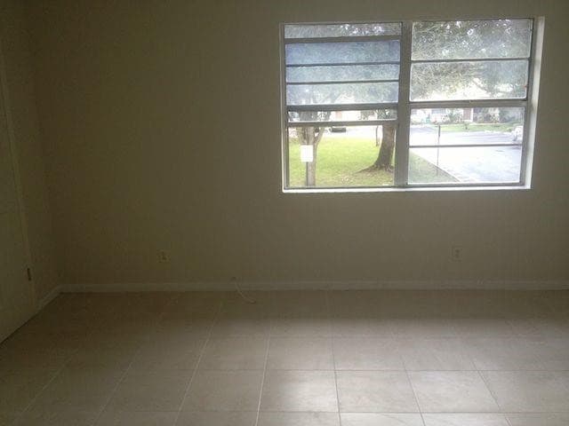 7027 W Sunrise Boulevard 7027, Plantation, FL 33313 — photo 11 of 15