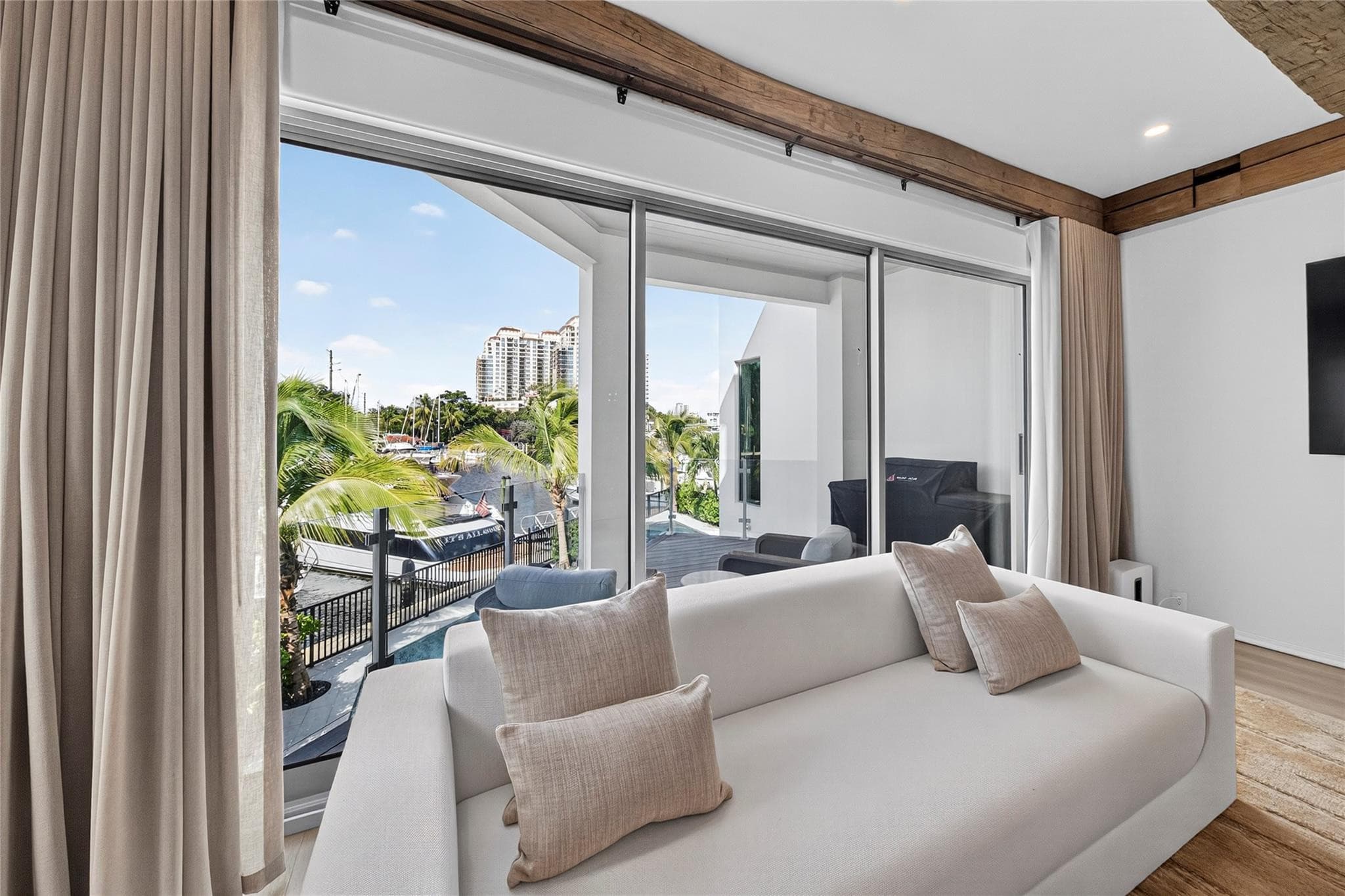 621 SW 5 Place, Fort Lauderdale, FL 33315 — photo 36 of 94