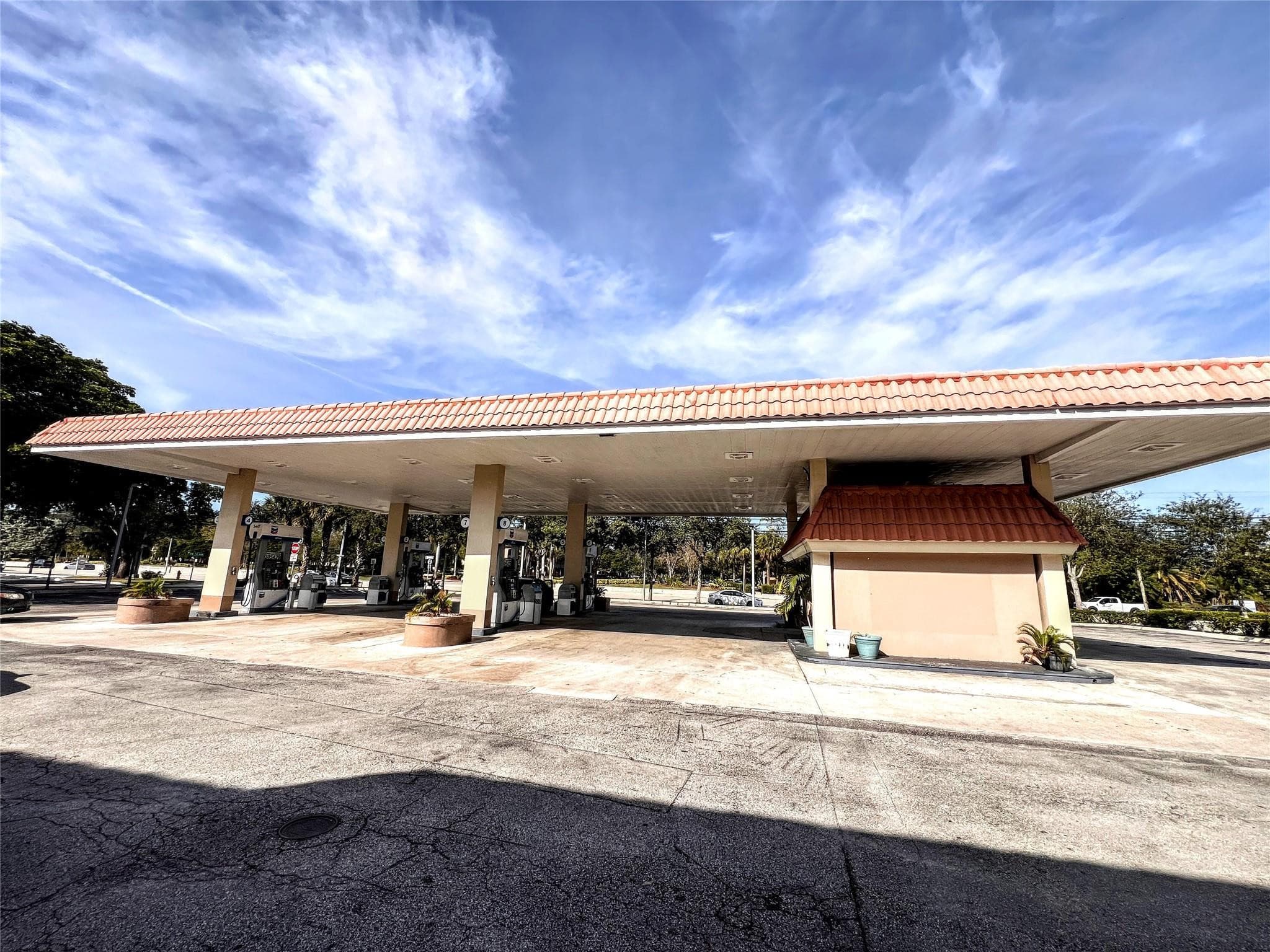 Residence in Coral Springs — photo 17 of 28
