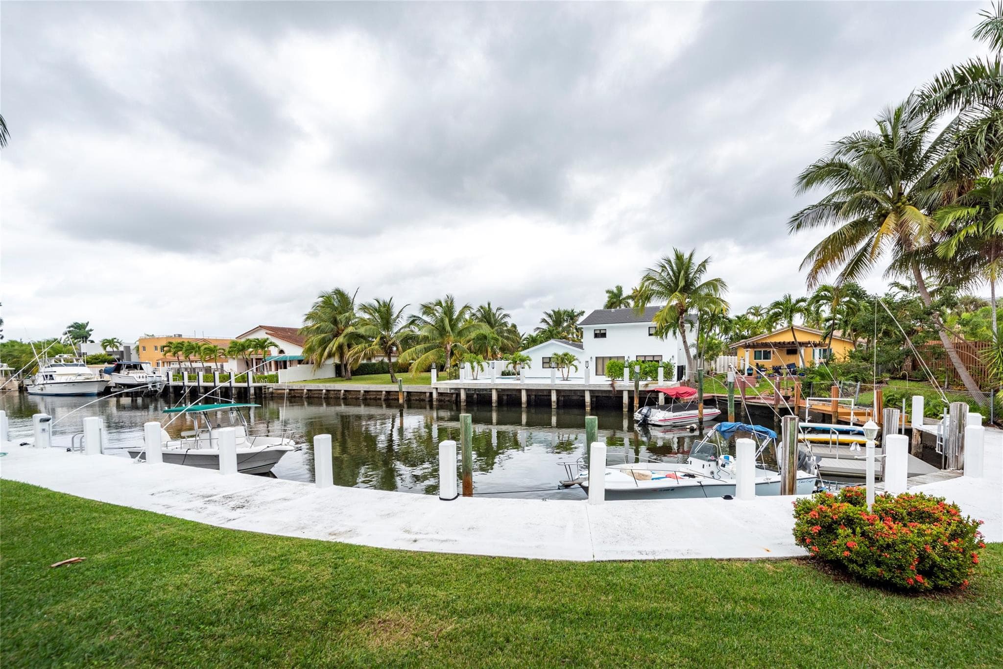 3333 NE 36th Street 6, Fort Lauderdale, FL 33308 — photo 1 of 29