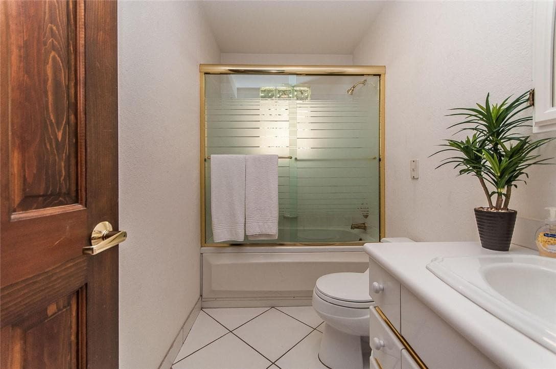 2732 NE 10th Street, Pompano Beach, FL 33062 — photo 38 of 54