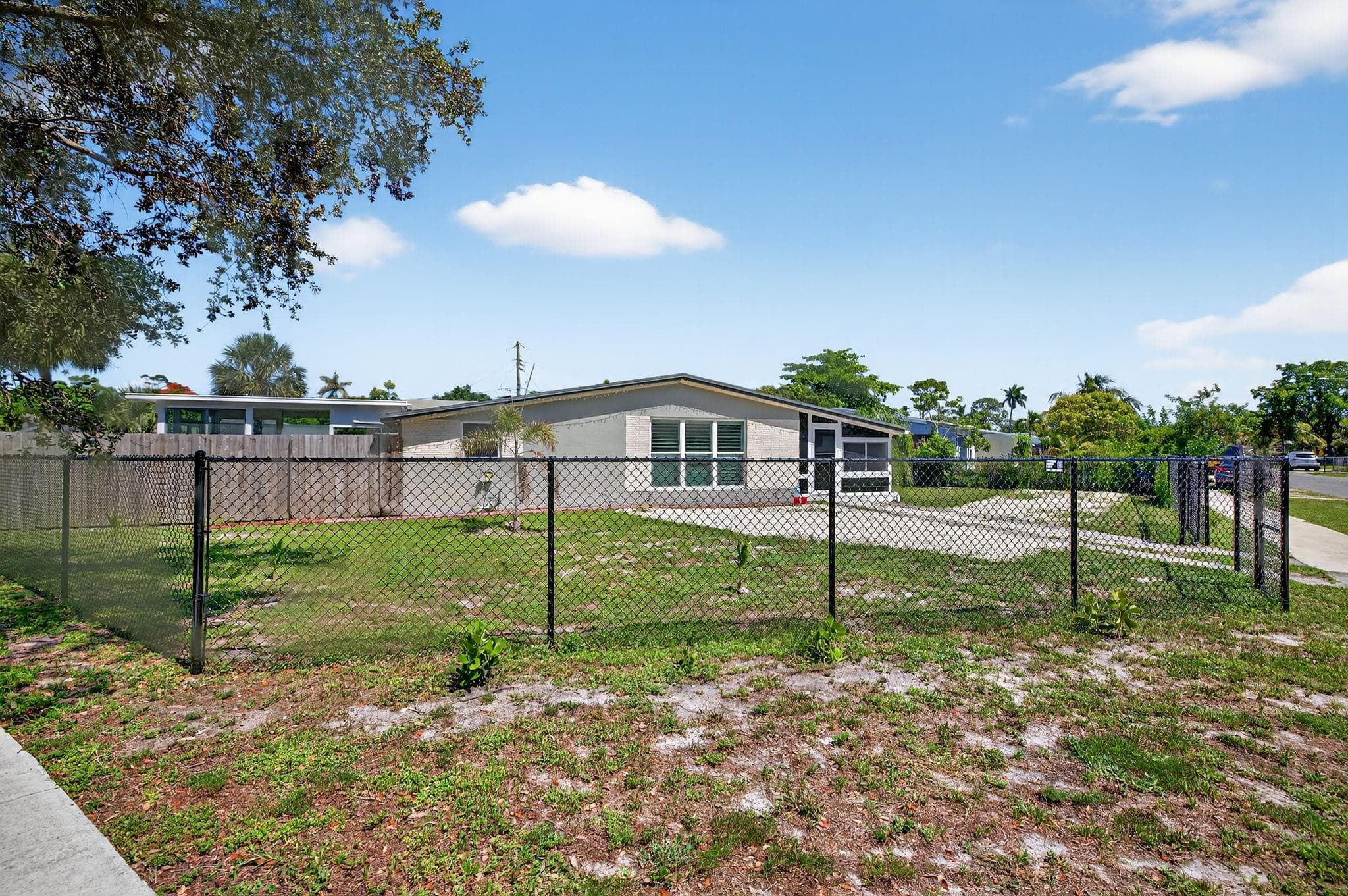 300 SW 25th Avenue, Fort Lauderdale, FL 33312 — photo 3 of 58