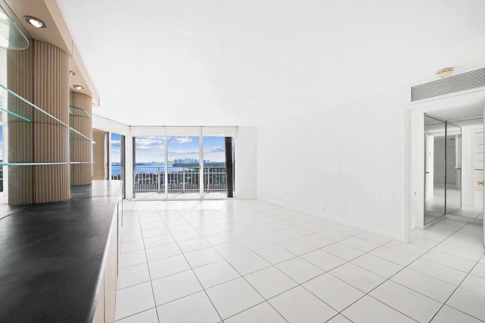1000 Quayside Terrace 1606, Miami, FL 33138 — photo 18 of 57