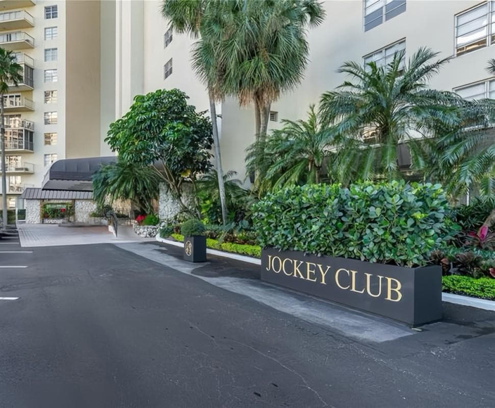 11111 Biscayne Boulevard 1901, Miami, FL 33181 — photo 6 of 12