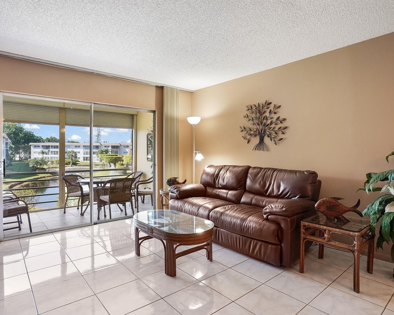 3501 NW 47th Avenue 503, Lauderdale Lakes, FL 33319 — photo 16 of 38