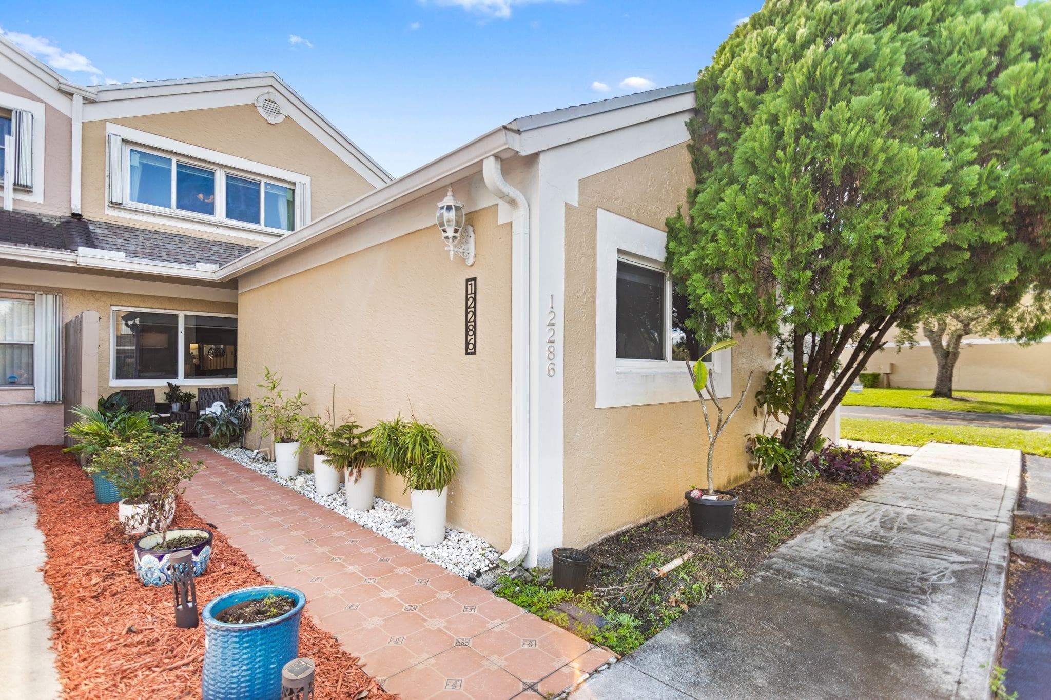 12286 NW 14th Street, Pembroke Pines, FL 33026 — photo 25 of 32
