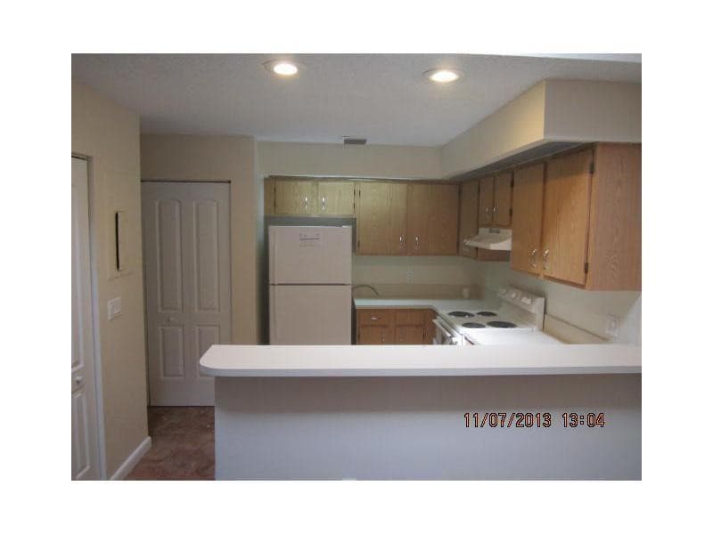 1813 Racquet Court 1813, North Lauderdale, FL 33068 — photo 4 of 6