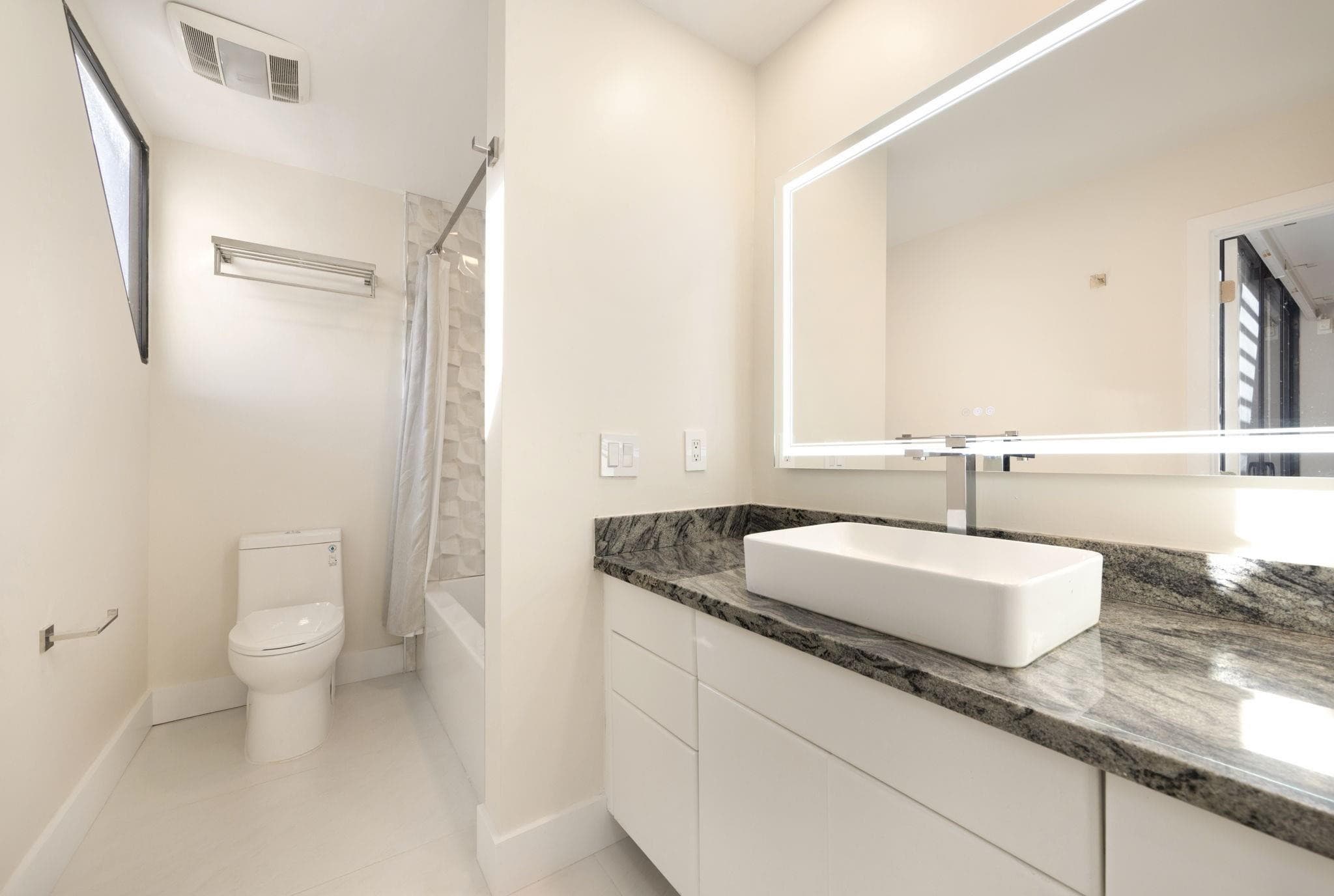 424 Hendricks Isle 6, Fort Lauderdale, FL 33301 — photo 12 of 23