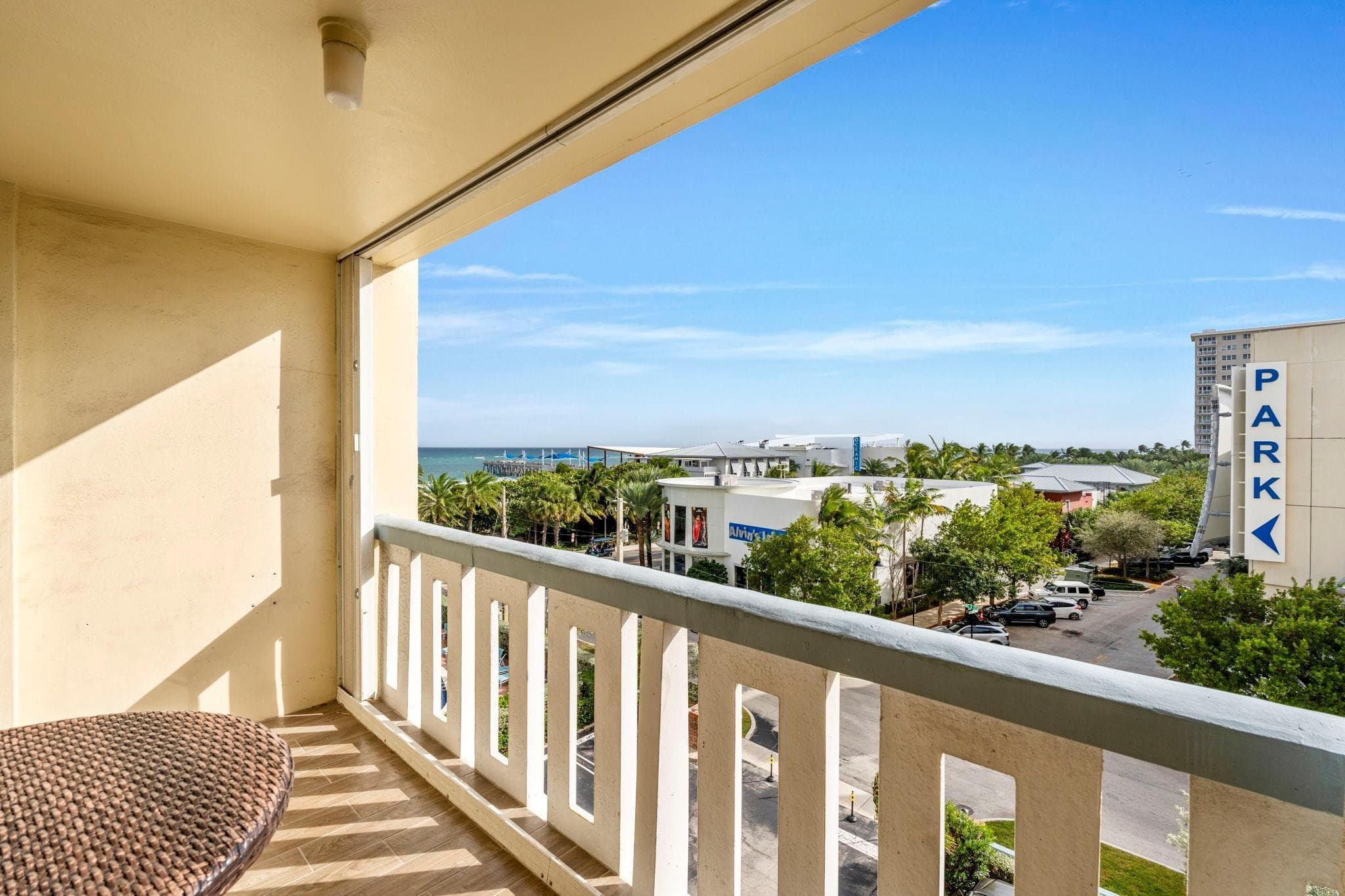 305 N Pompano Beach Boulevard 510, Pompano Beach, FL 33062 — photo 4 of 47