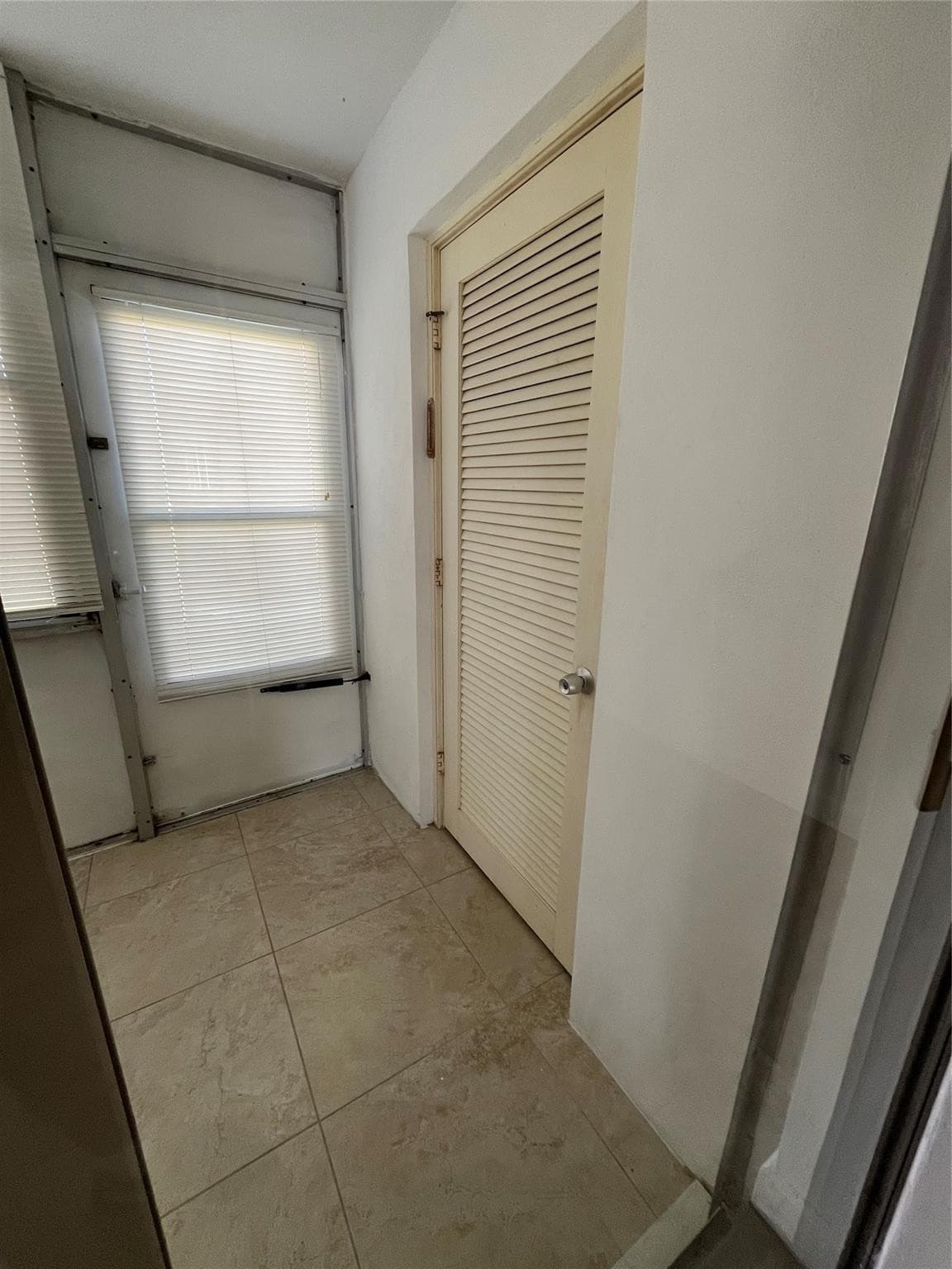 2868 Ashley Drive C, West Palm Beach, FL 33415 — photo 16 of 19
