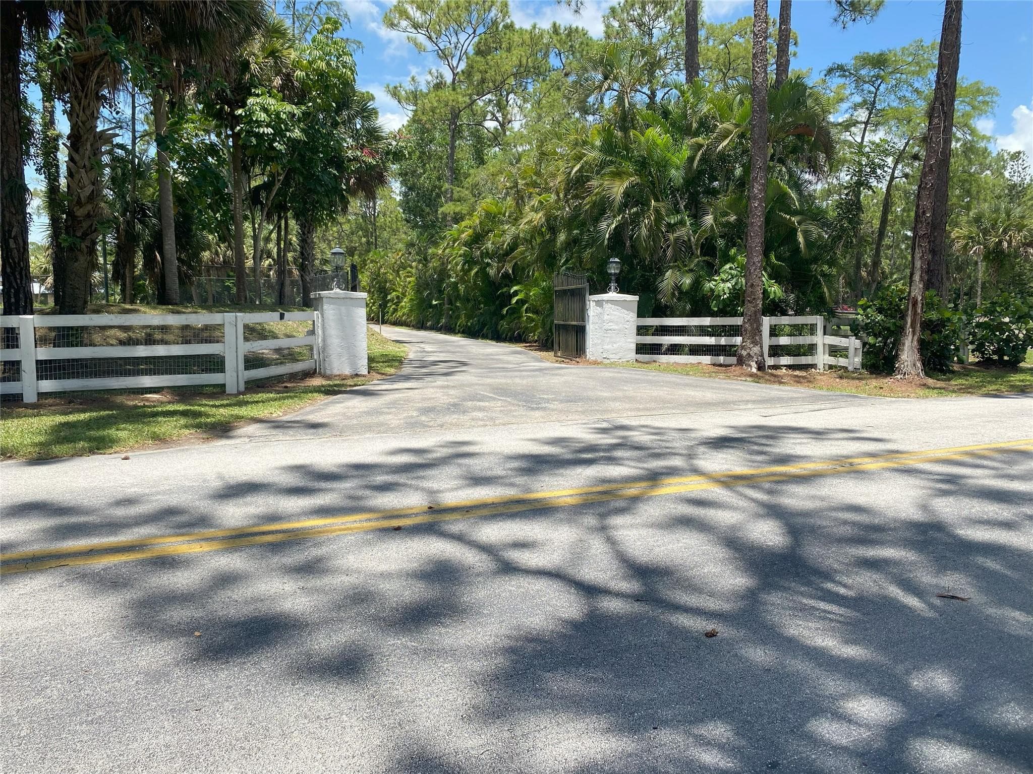 2315 Deer Run Boulevard, Loxahatchee, FL 33470 — photo 2 of 66