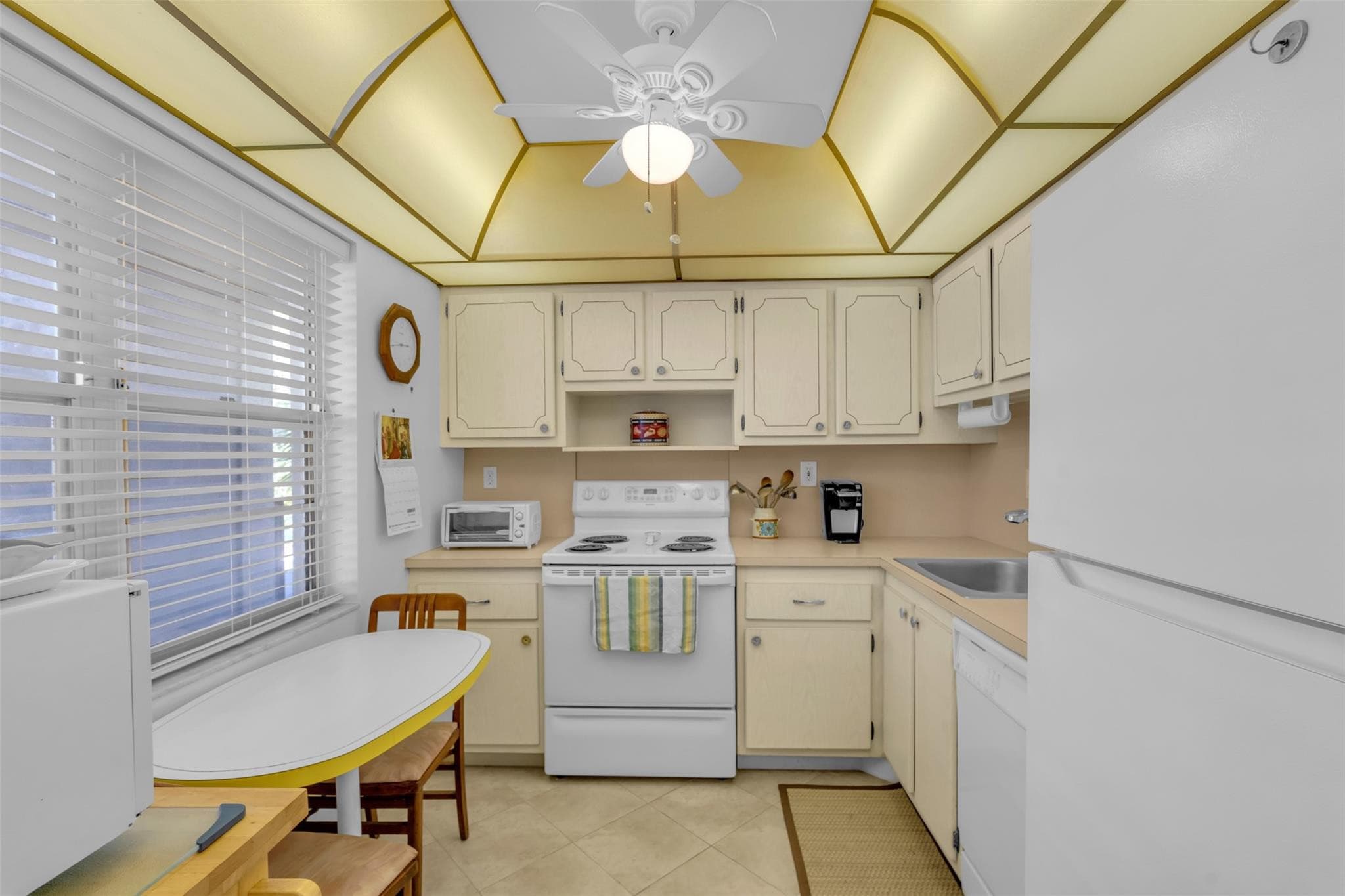4850 NW 29th Court 221, Lauderdale Lakes, FL 33313 — photo 10 of 25