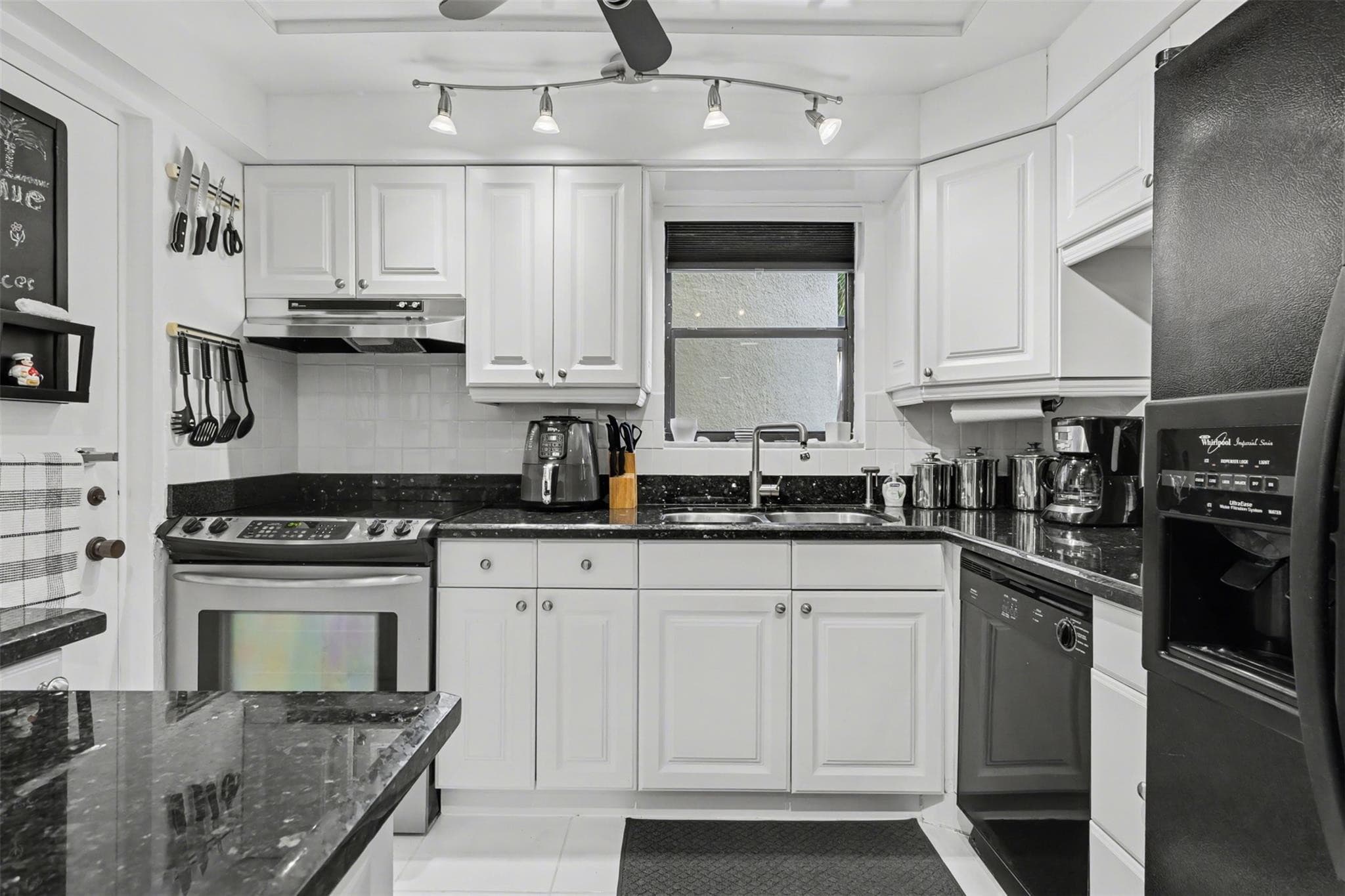 2307 S Cypress Bend Drive 106a, Pompano Beach, FL 33069 — photo 14 of 53