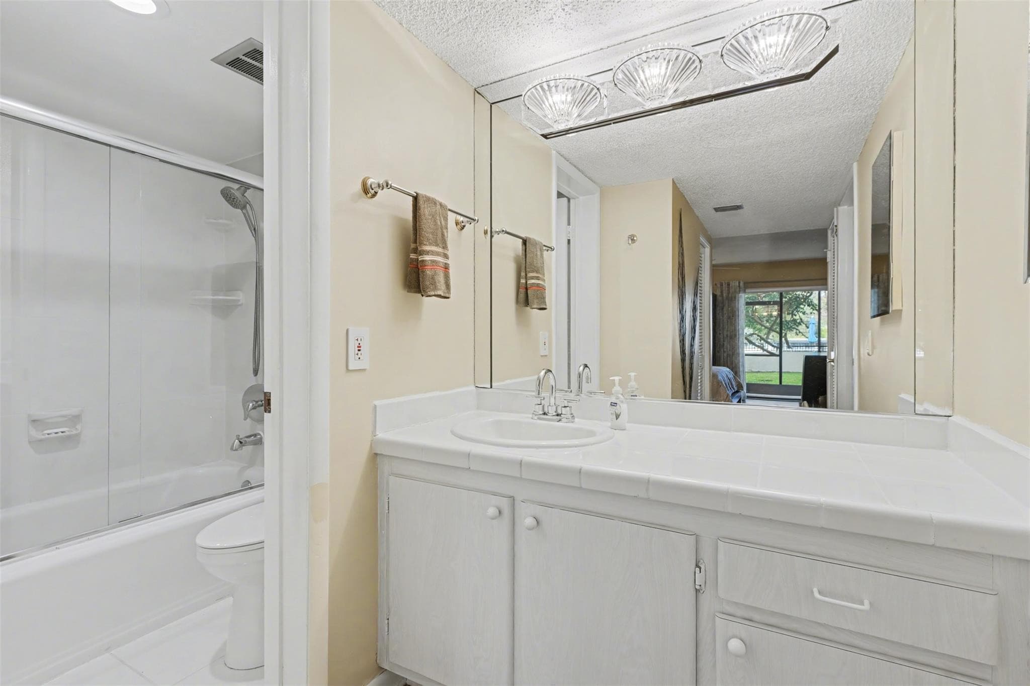 2307 S Cypress Bend Drive 106a, Pompano Beach, FL 33069 — photo 23 of 53