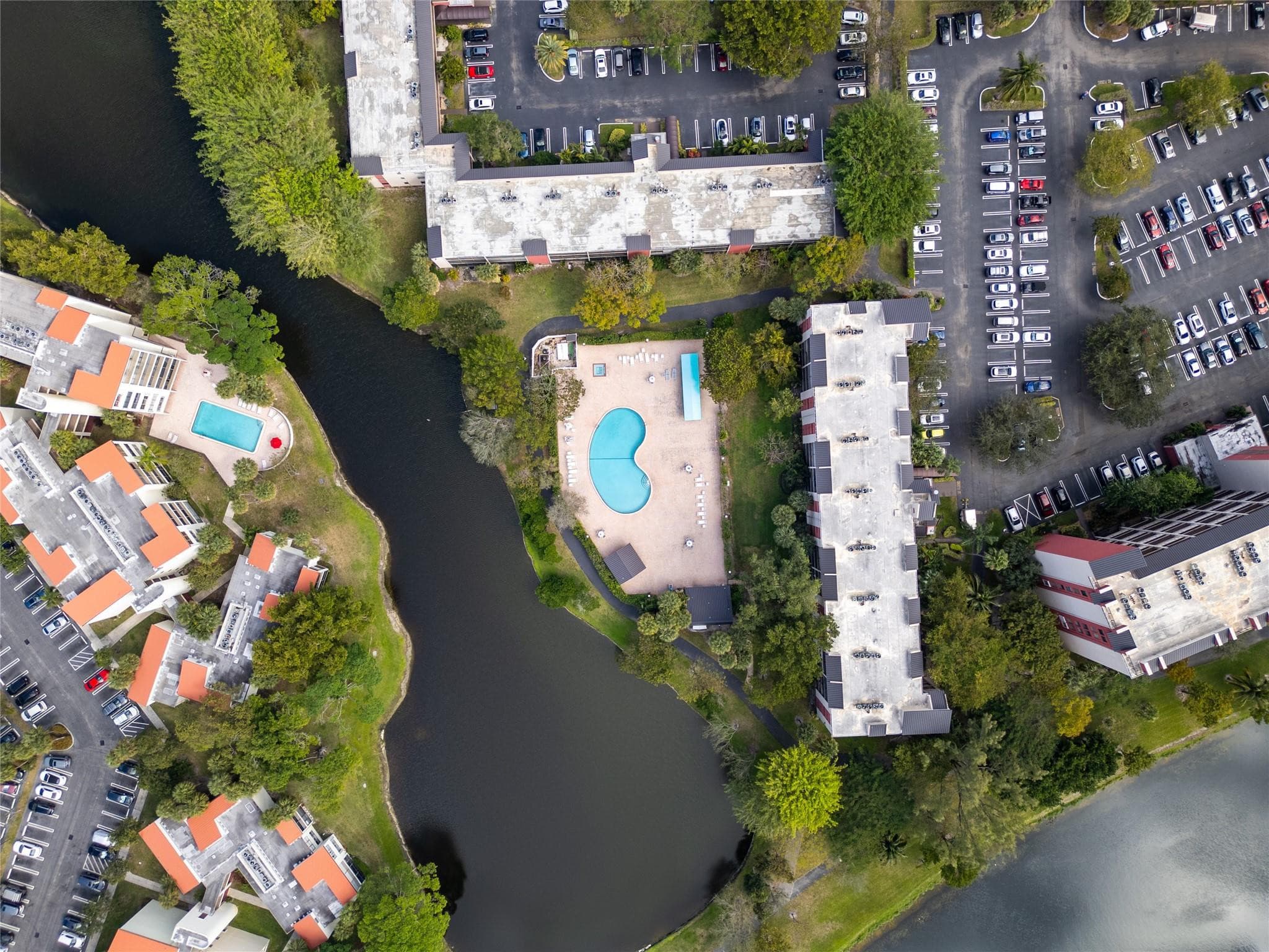 2206 S Cypress Bend Drive 803, Pompano Beach, FL 33069 — photo 38 of 41