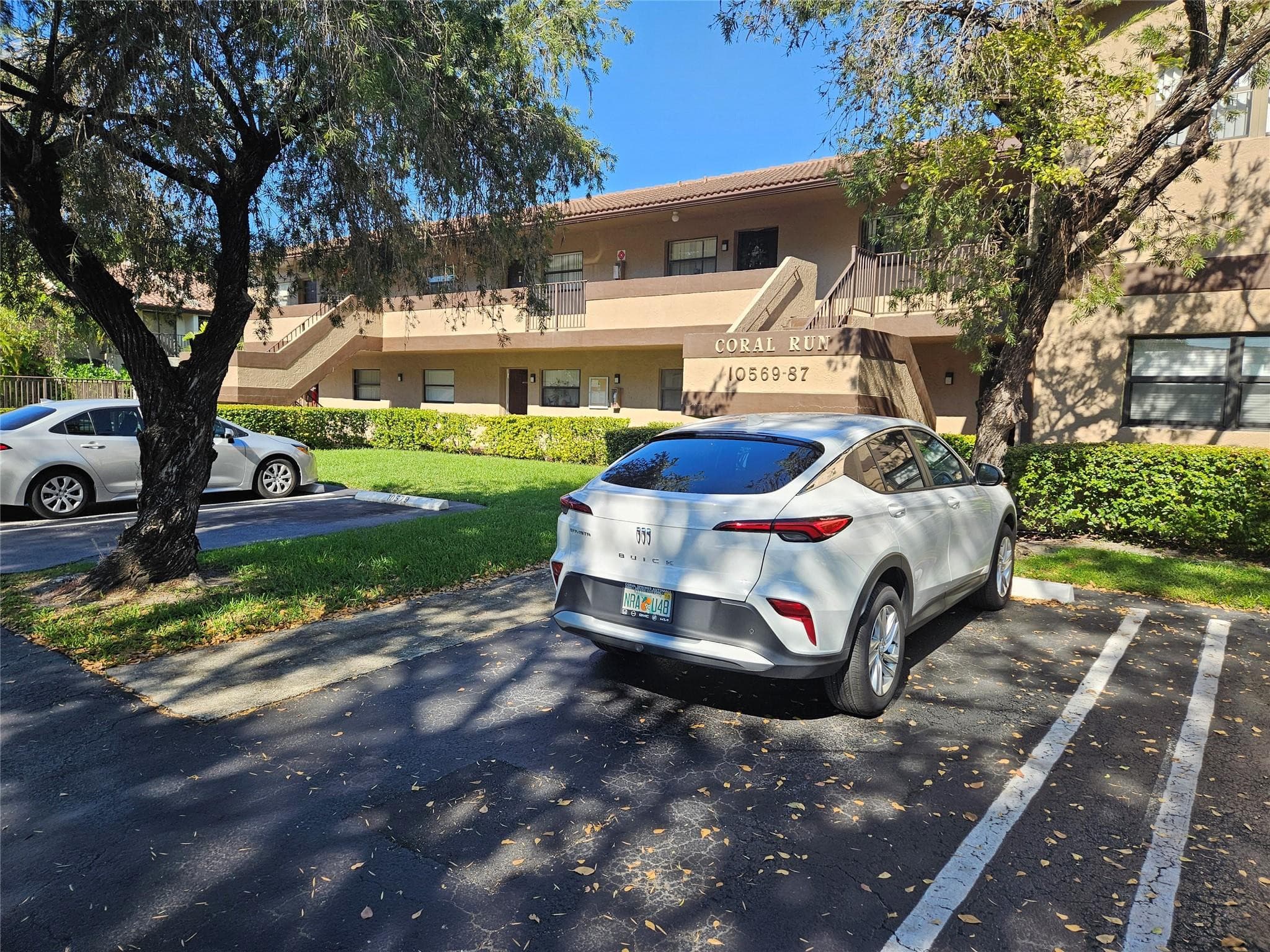 10571 Royal Palm Boulevard 10571, Coral Springs, FL 33065 — photo 1 of 11